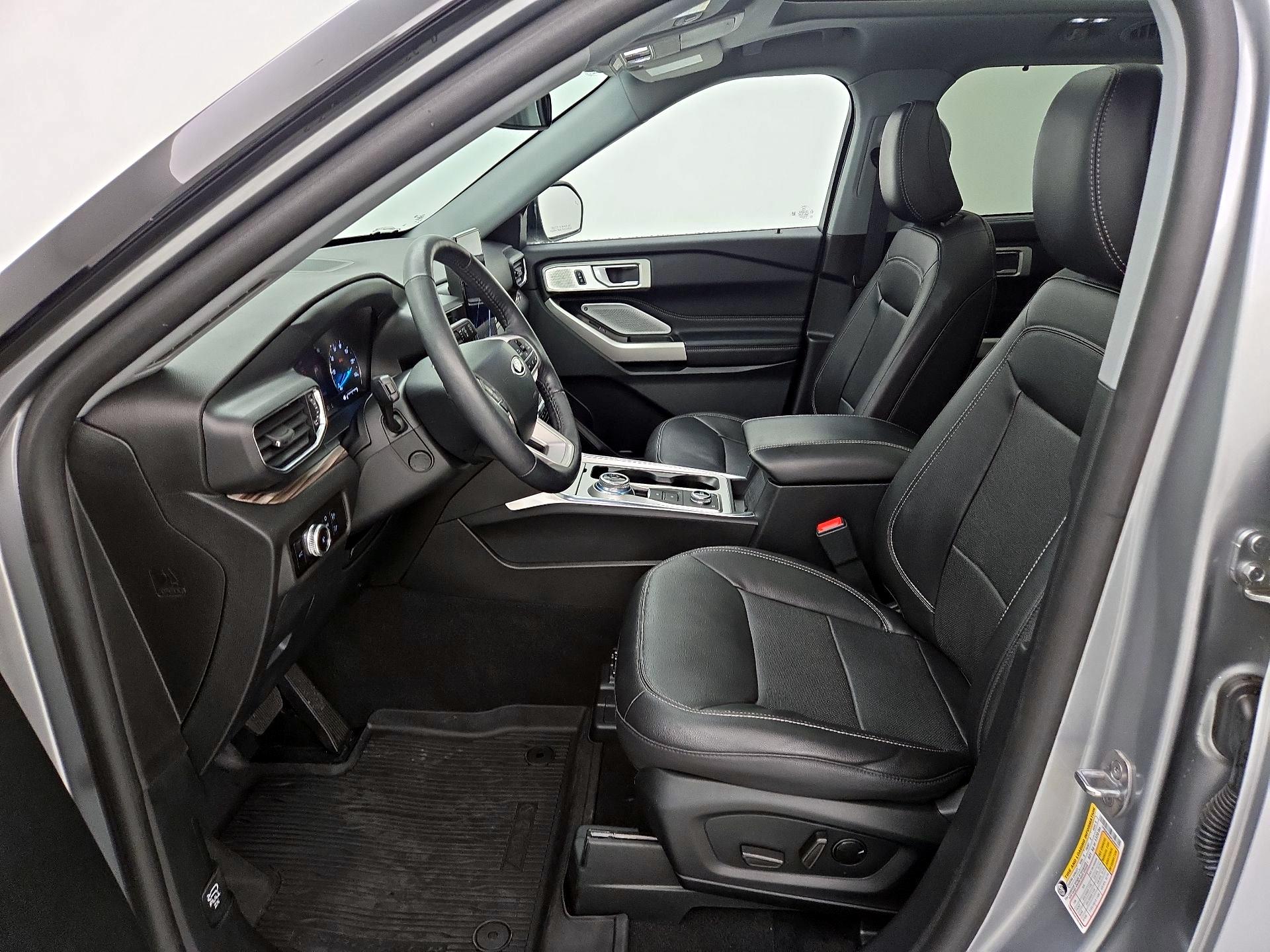 Thumbnail: 2023 Ford Explorer - 11