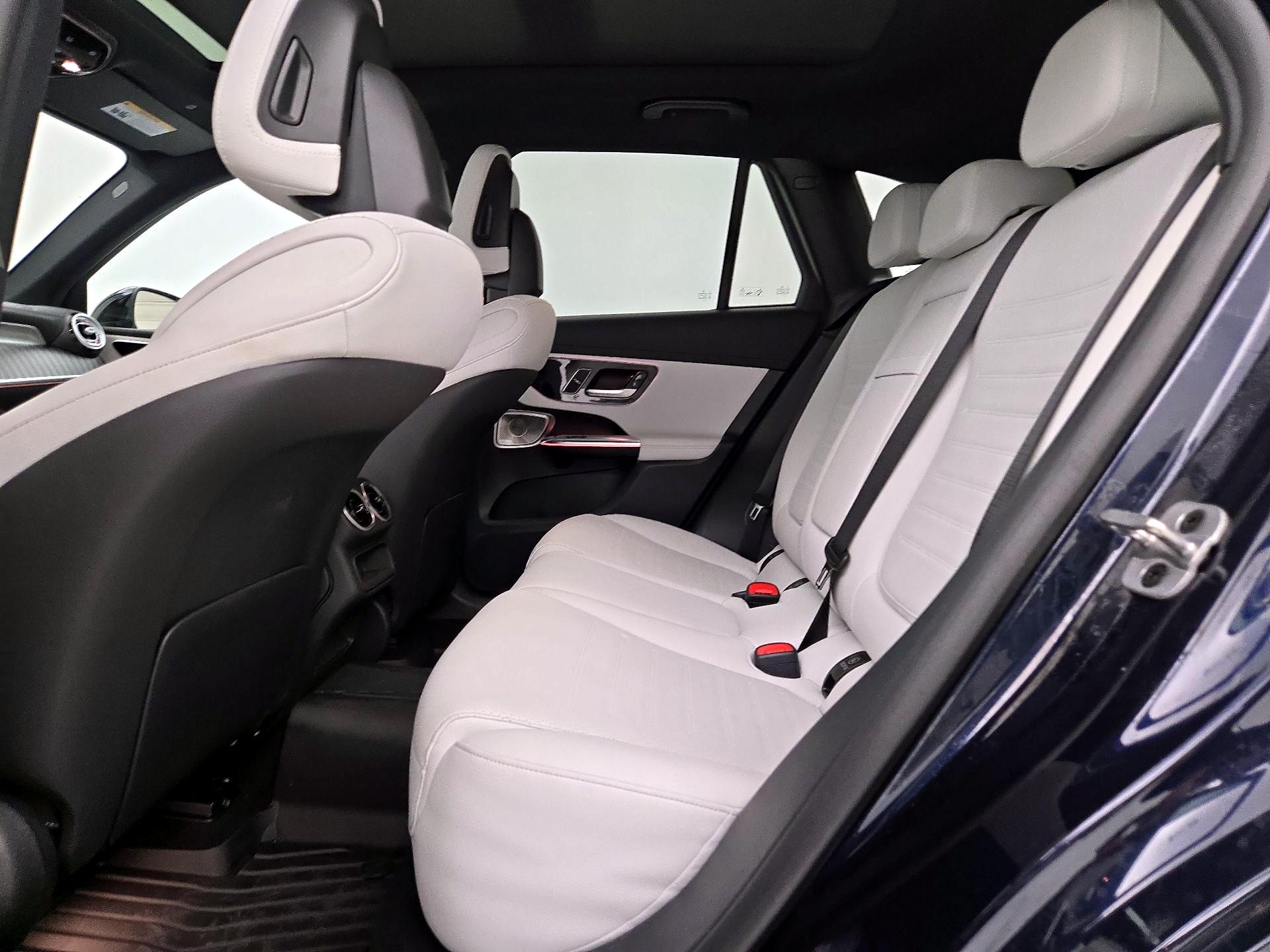 Thumbnail: 2023 Mercedes-Benz GLC - 20