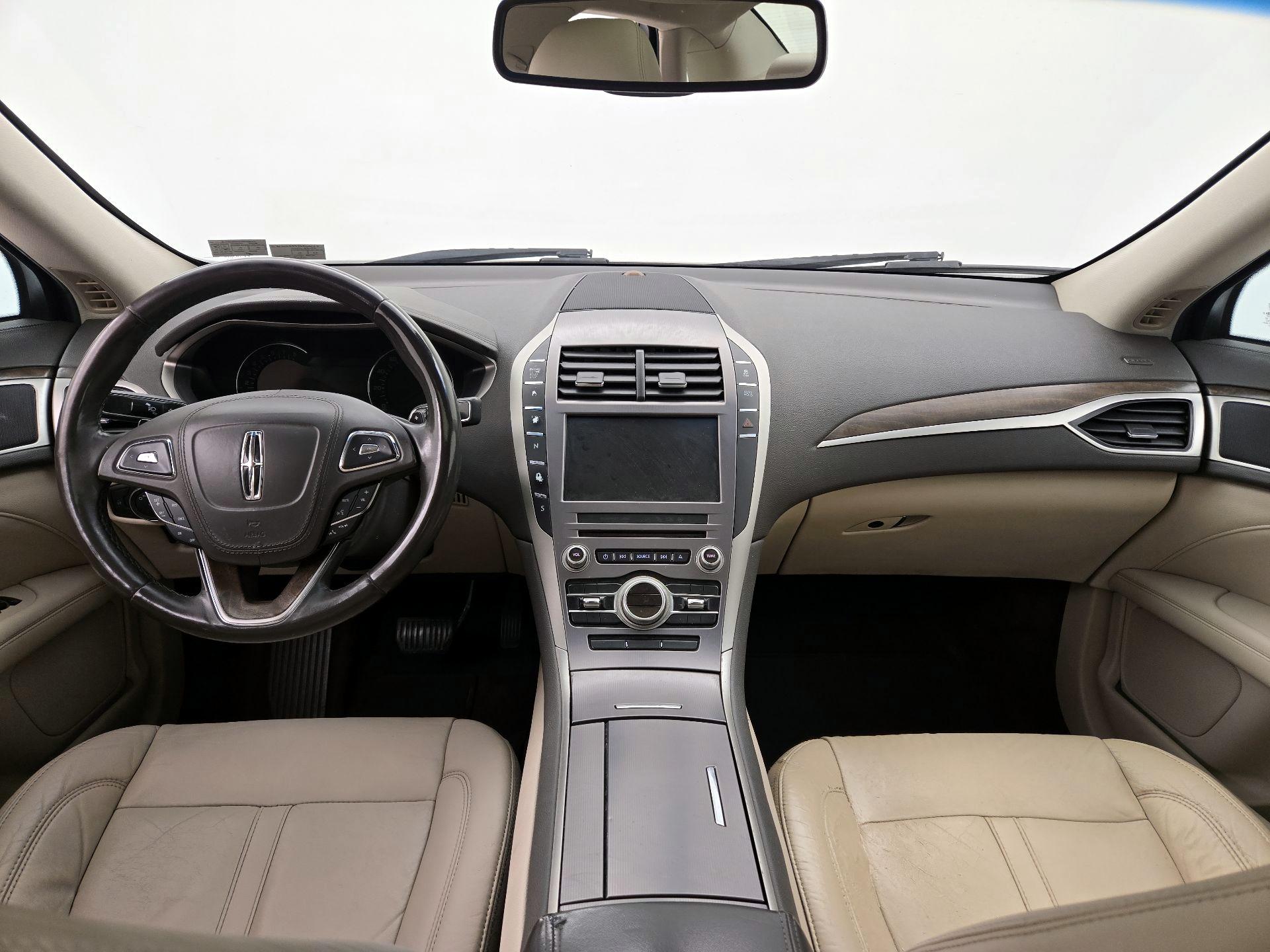 Thumbnail: 2017 Lincoln MKZ - 9