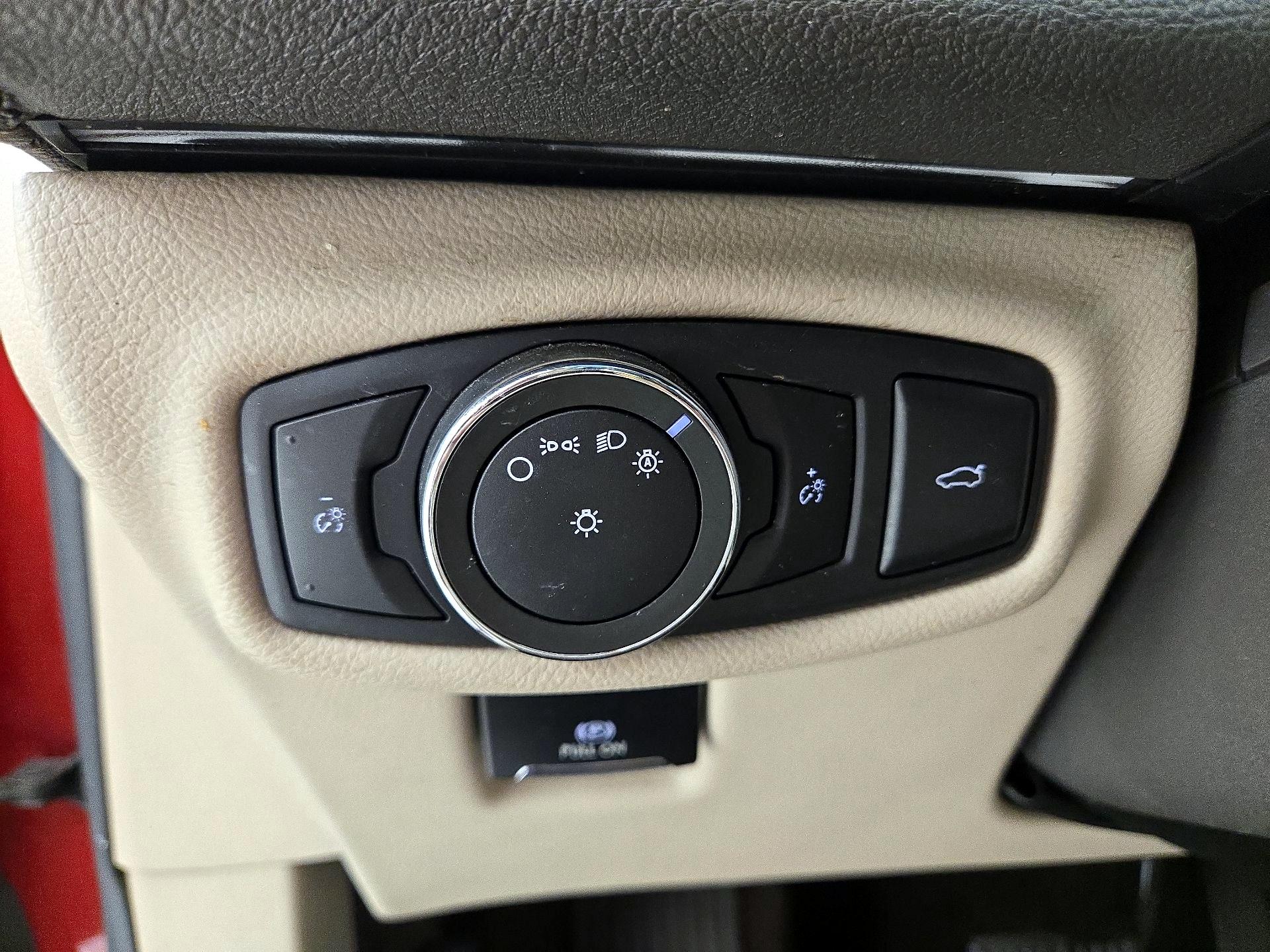 Thumbnail: 2017 Lincoln MKZ - 13