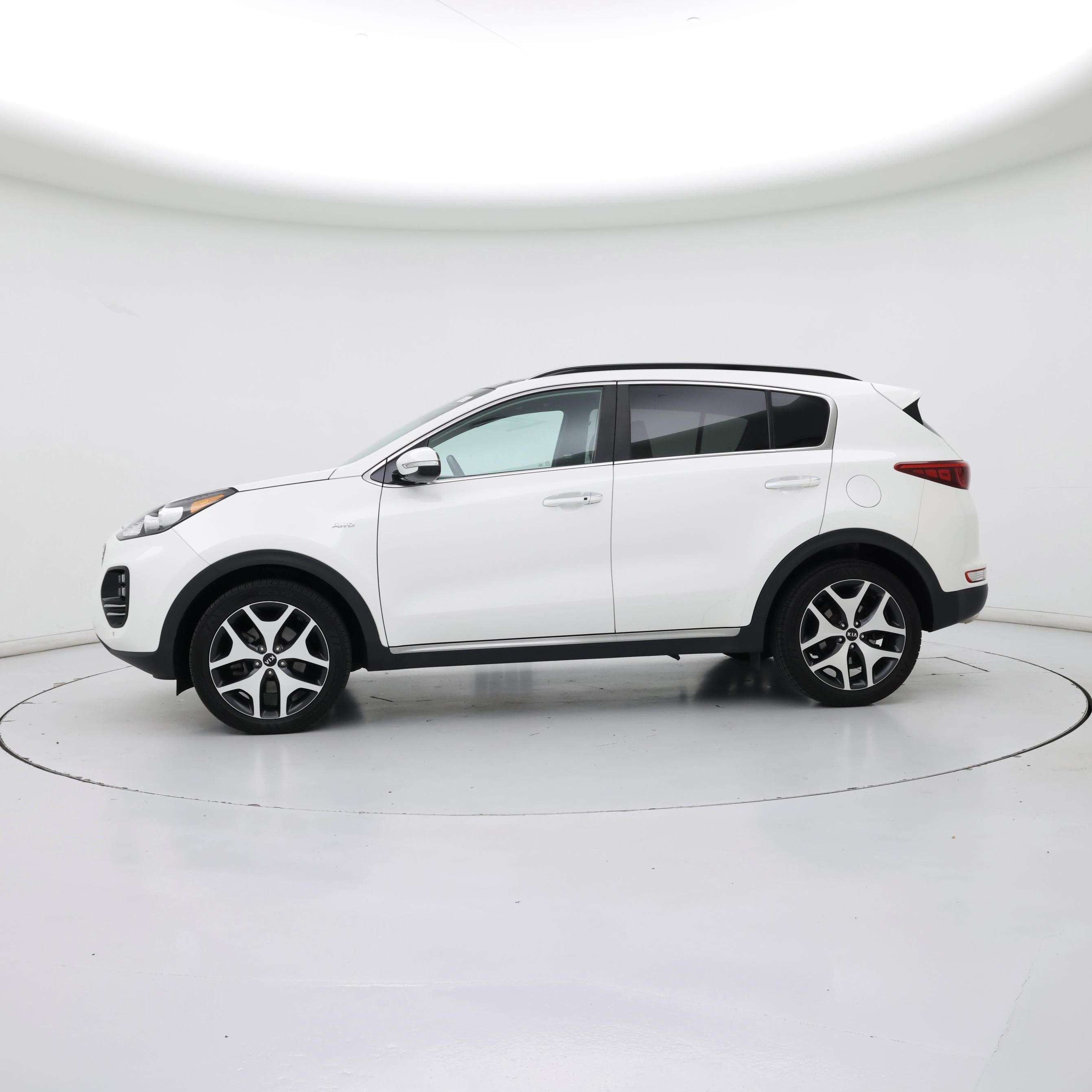 Thumbnail: 2019 Kia Sportage - 3