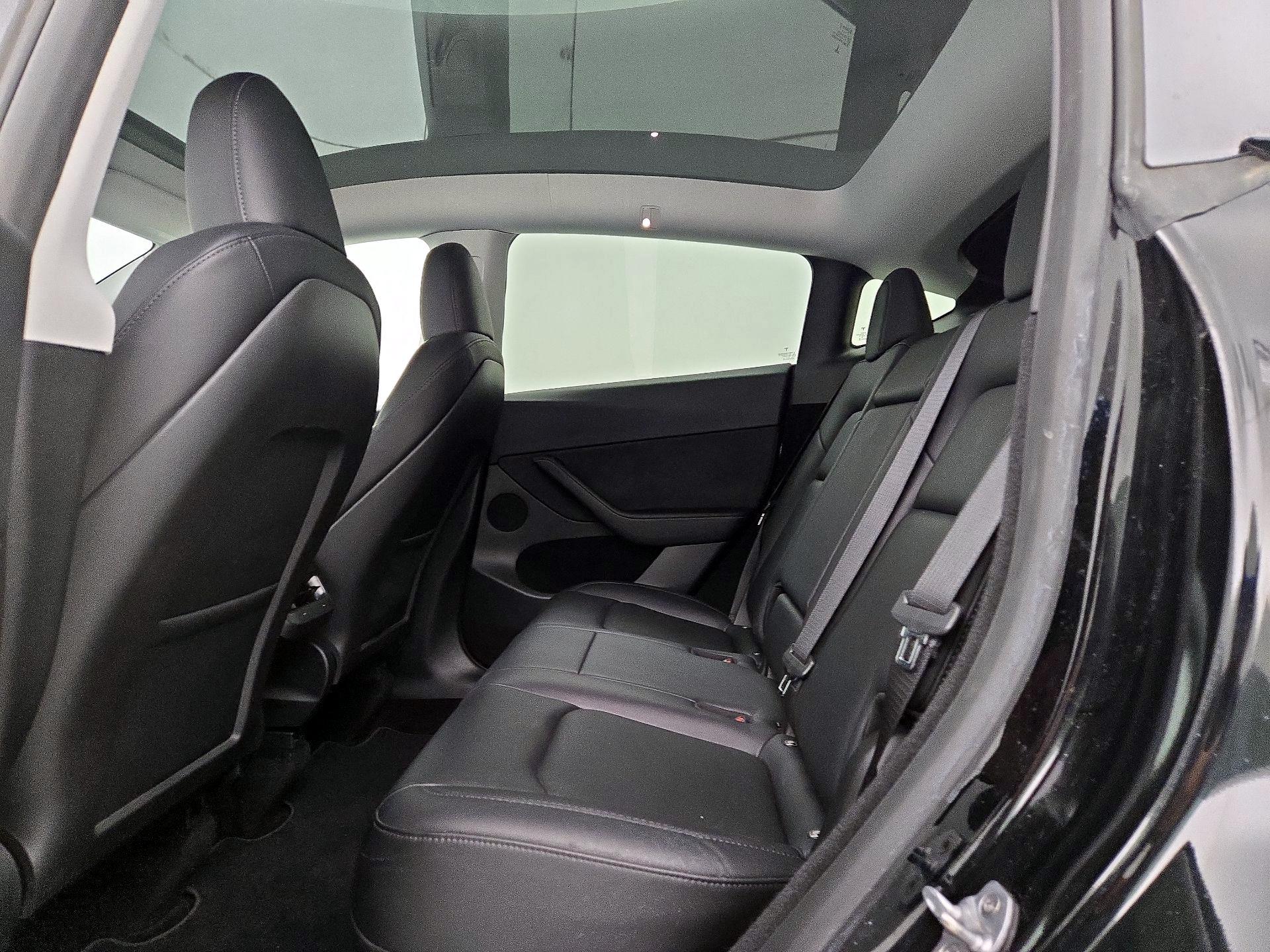 Thumbnail: 2023 Tesla Model Y - 19