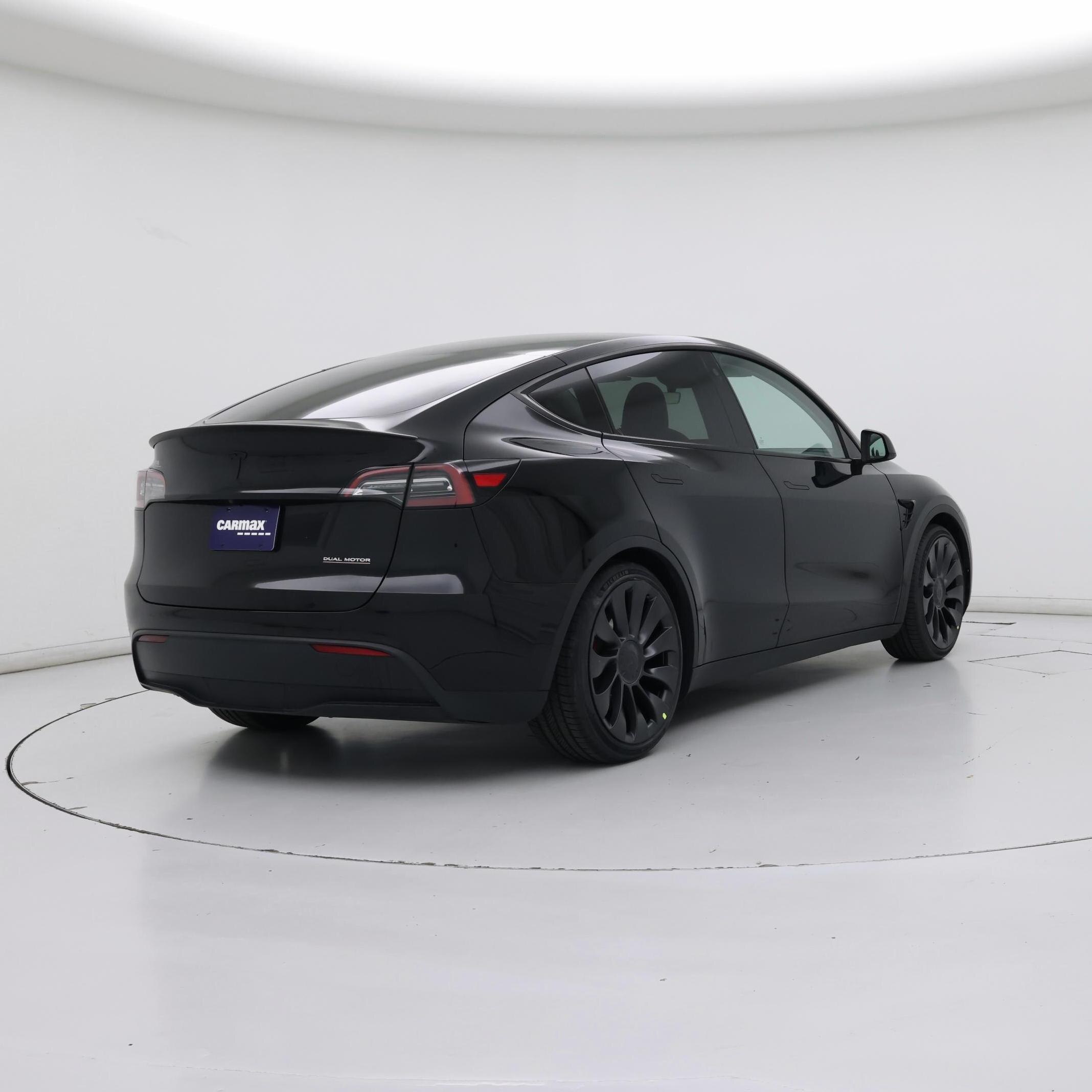 Thumbnail: 2023 Tesla Model Y - 8