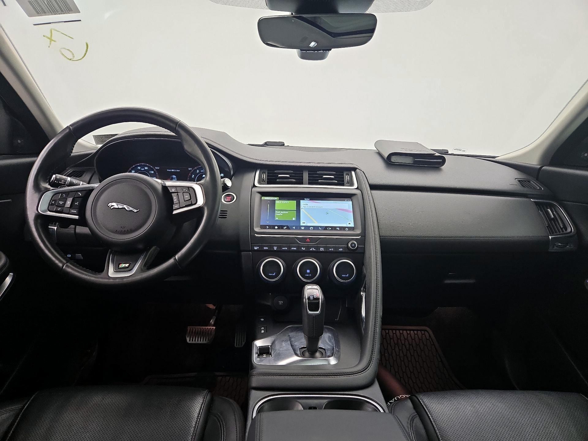 Thumbnail: 2020 Jaguar E-Pace - 9