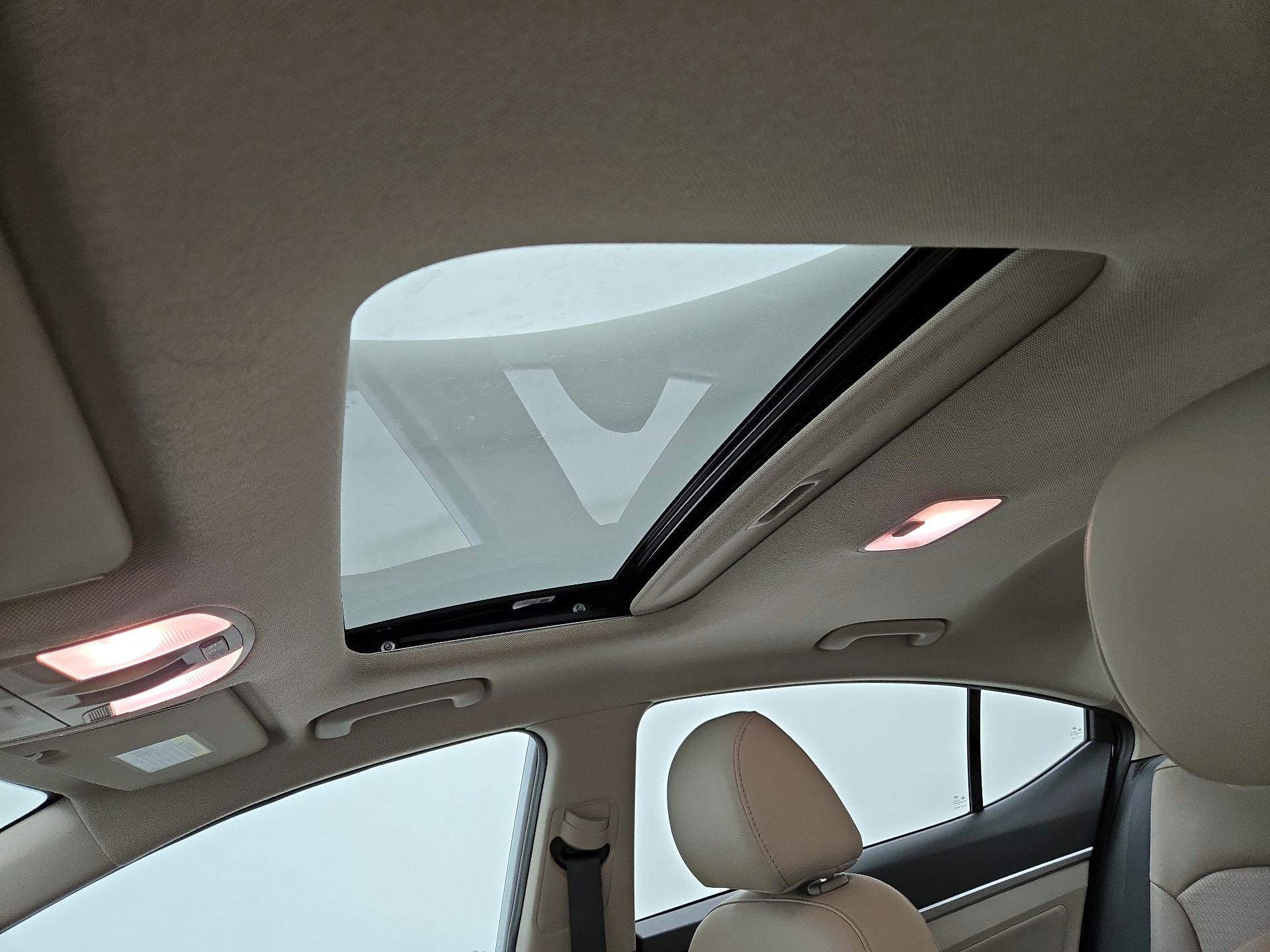 Thumbnail: 2020 Hyundai Elantra - 20