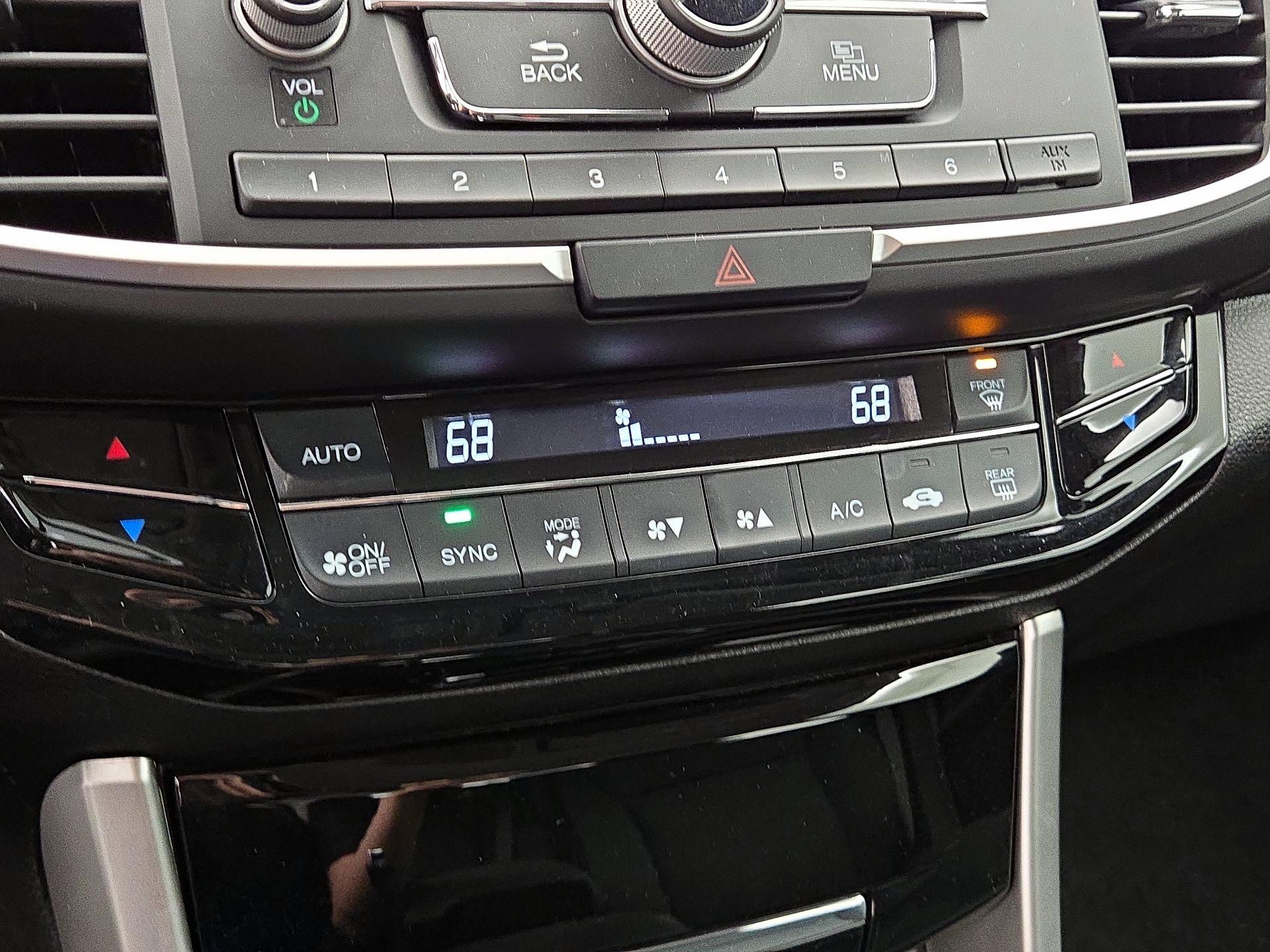 Thumbnail: 2017 Honda Accord - 16