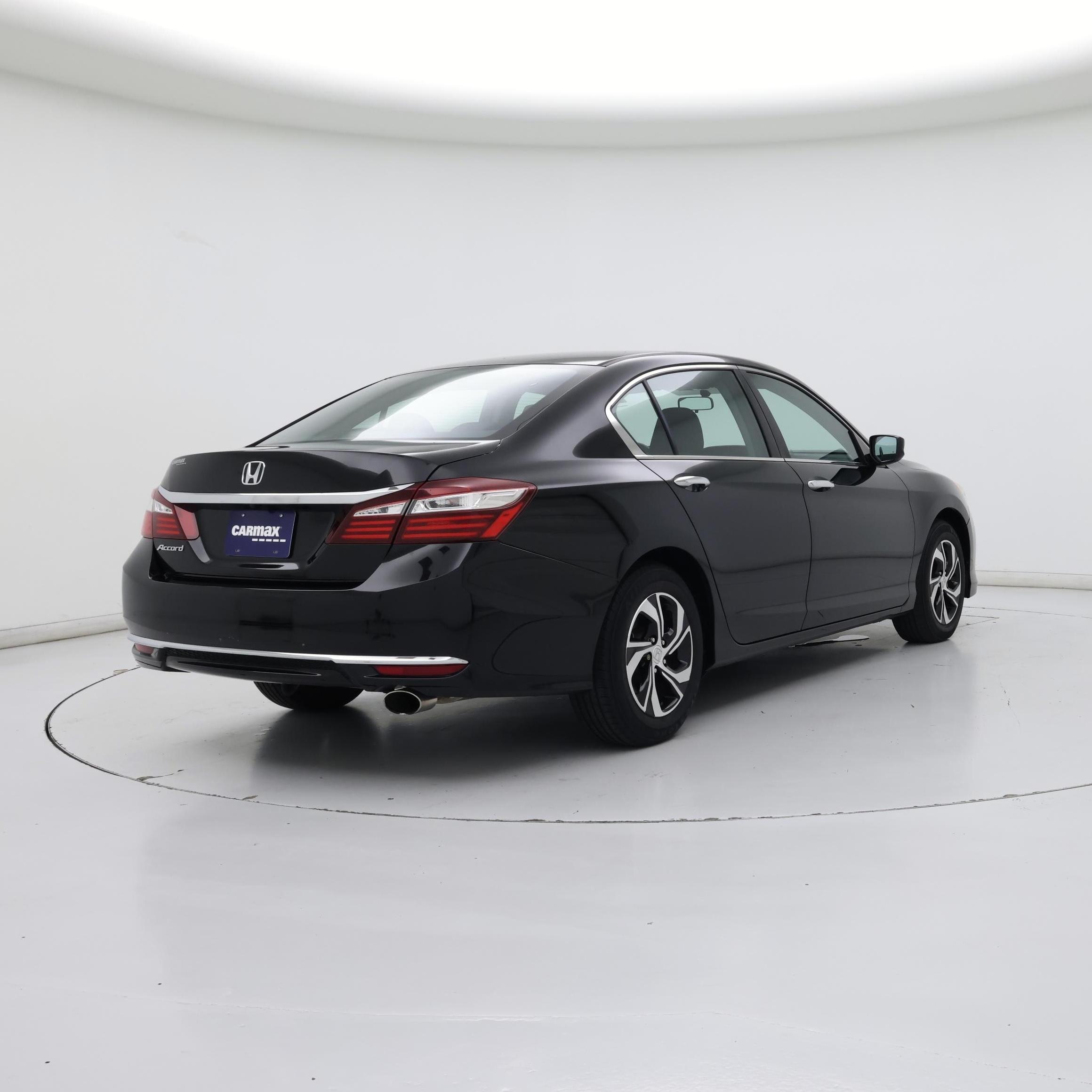 Thumbnail: 2017 Honda Accord - 8