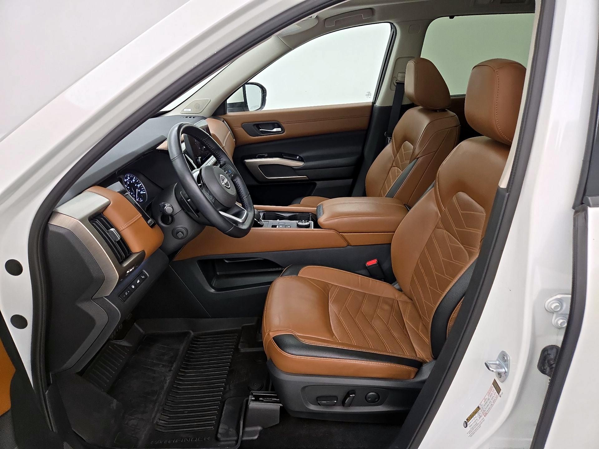 Thumbnail: 2022 Nissan Pathfinder - 11