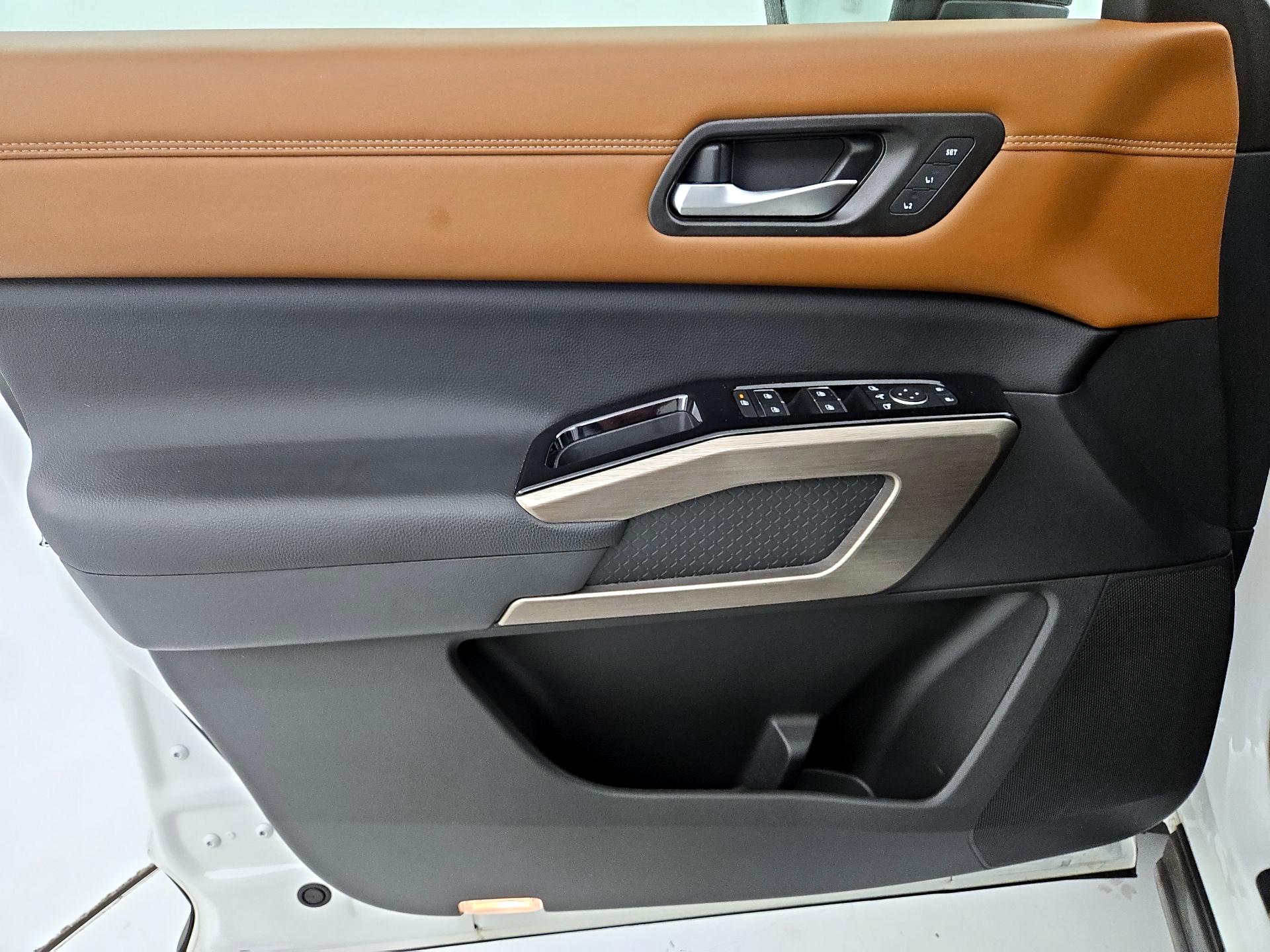 Thumbnail: 2022 Nissan Pathfinder - 12