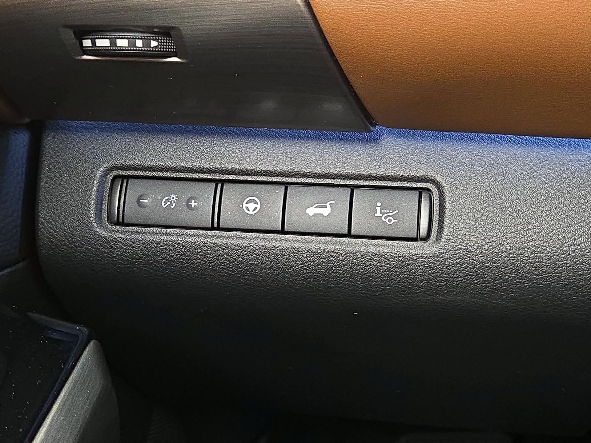 Thumbnail: 2022 Nissan Pathfinder - 13