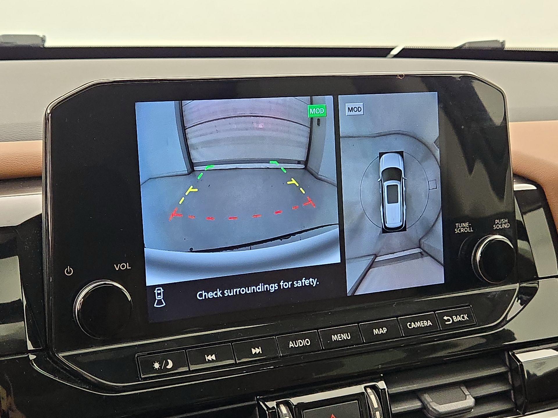 Thumbnail: 2022 Nissan Pathfinder - 15