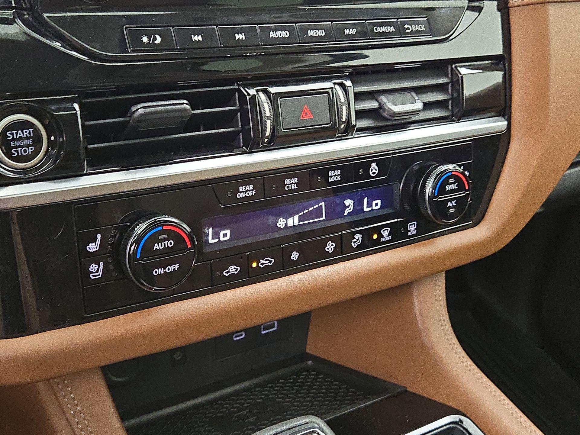 Thumbnail: 2022 Nissan Pathfinder - 17