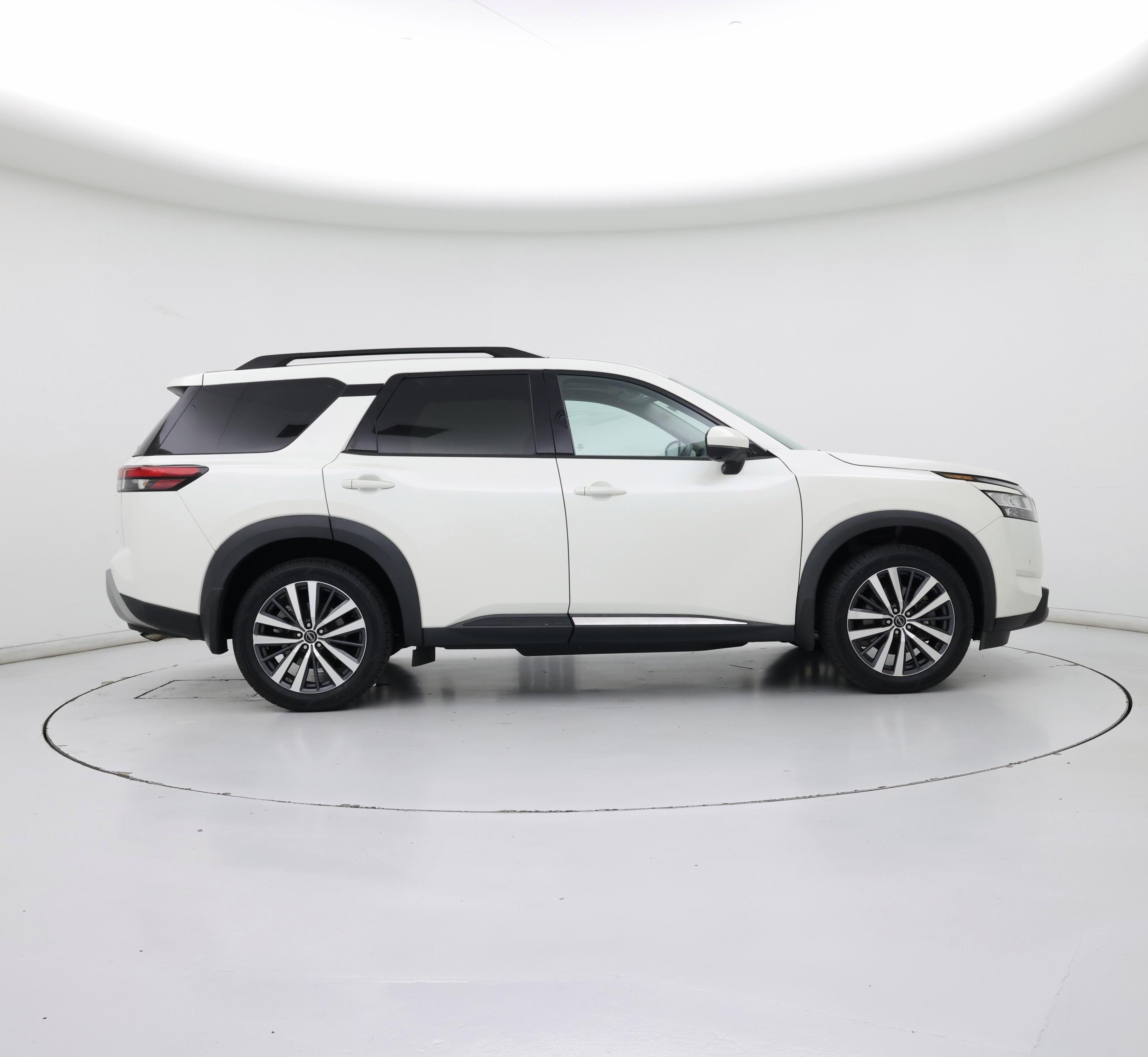 Thumbnail: 2022 Nissan Pathfinder - 7