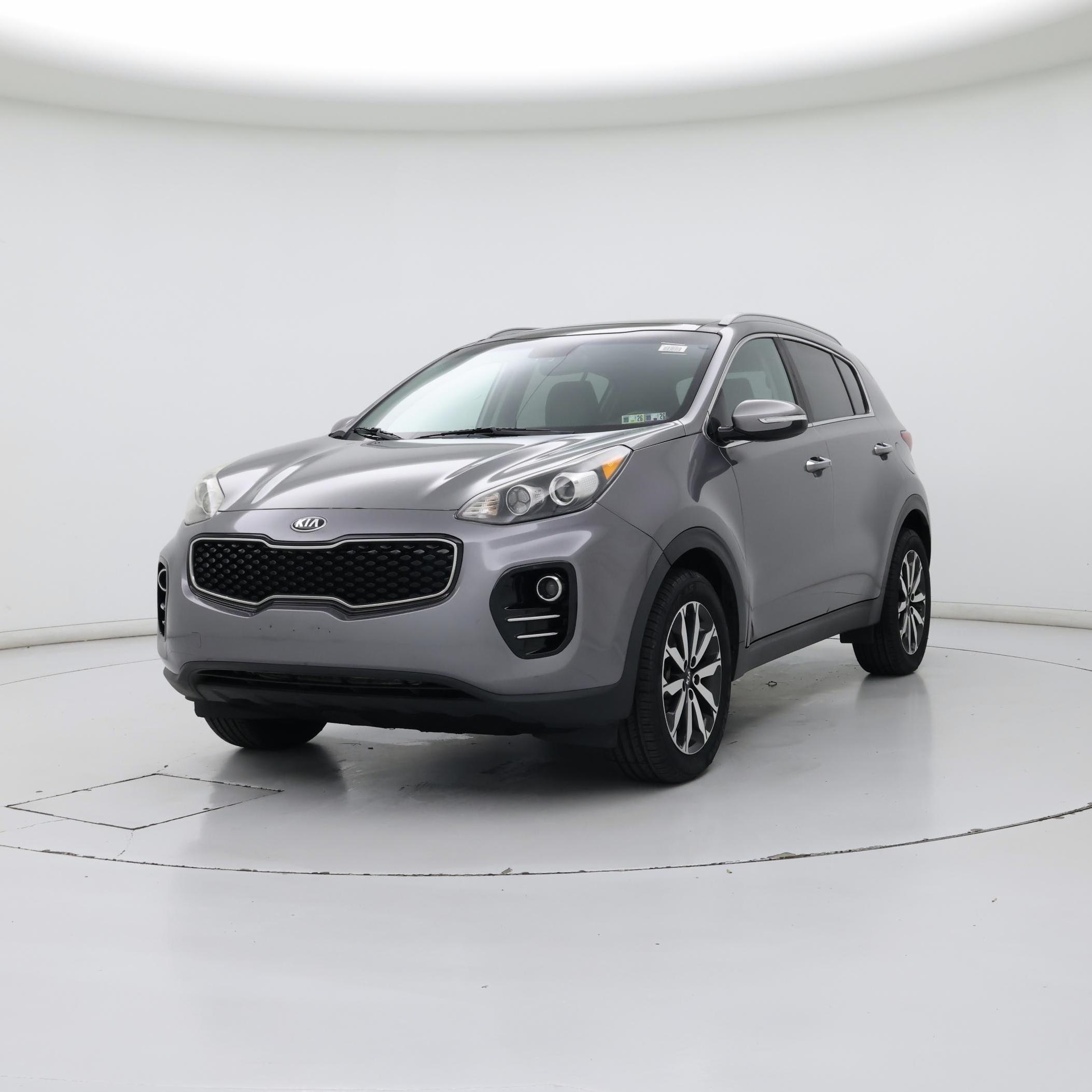 Thumbnail: 2017 Kia Sportage - 4