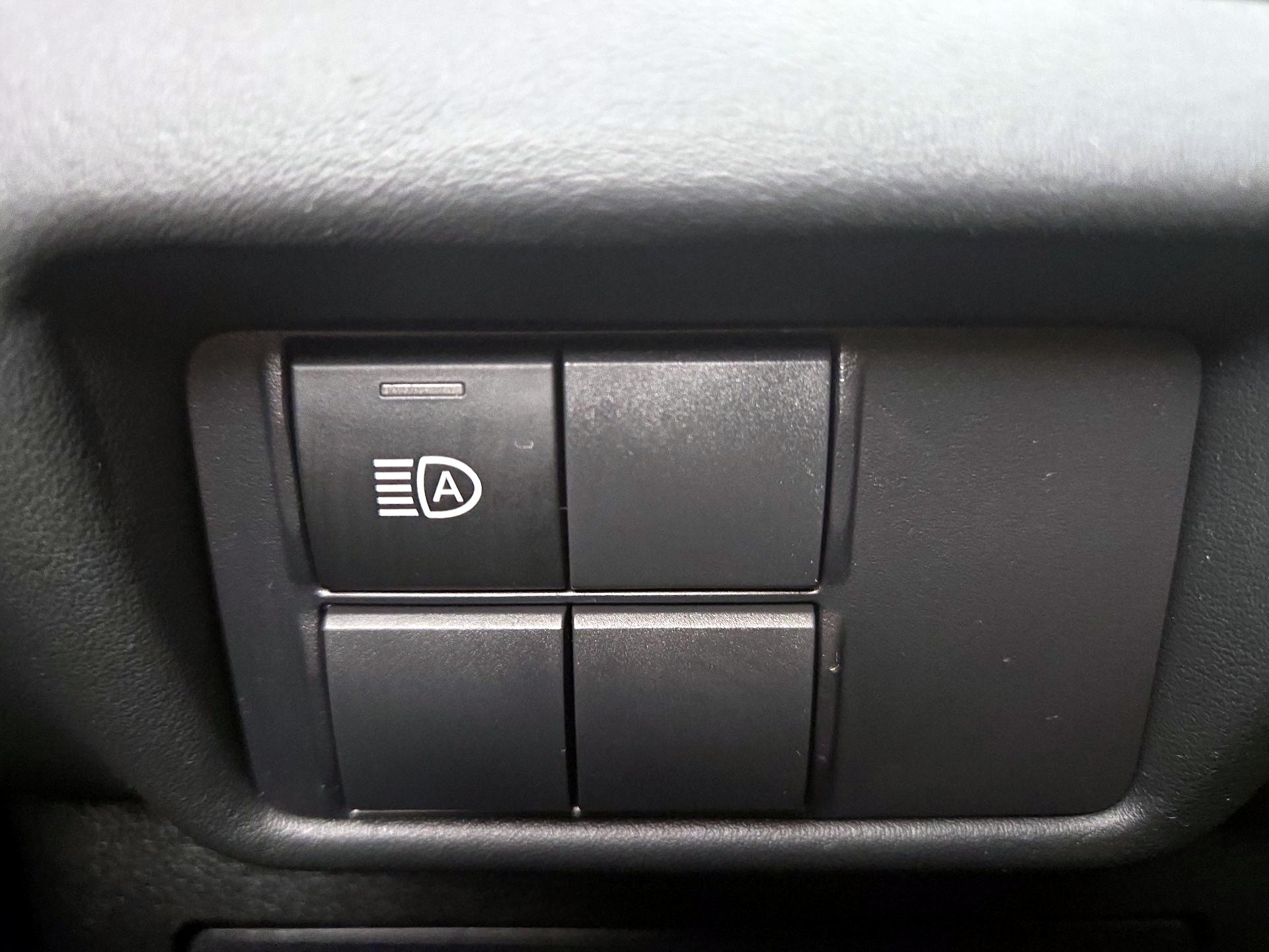 Thumbnail: 2022 Toyota Highlander - 13