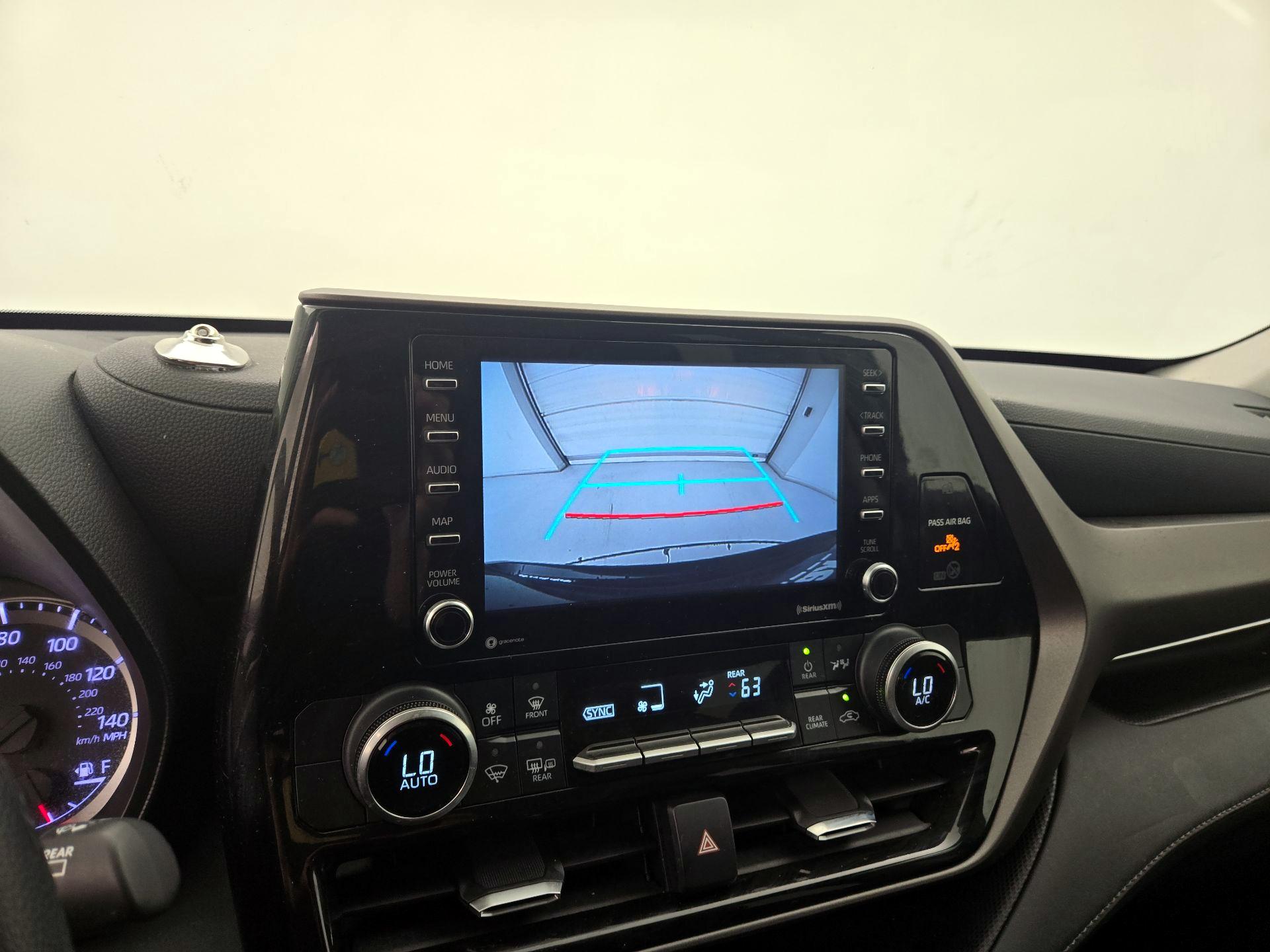 Thumbnail: 2022 Toyota Highlander - 14