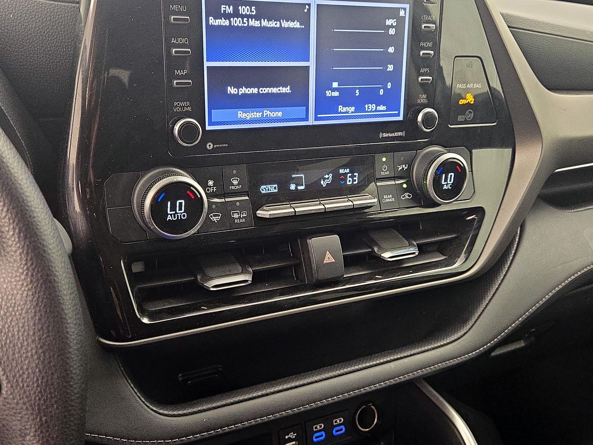 Thumbnail: 2022 Toyota Highlander - 16