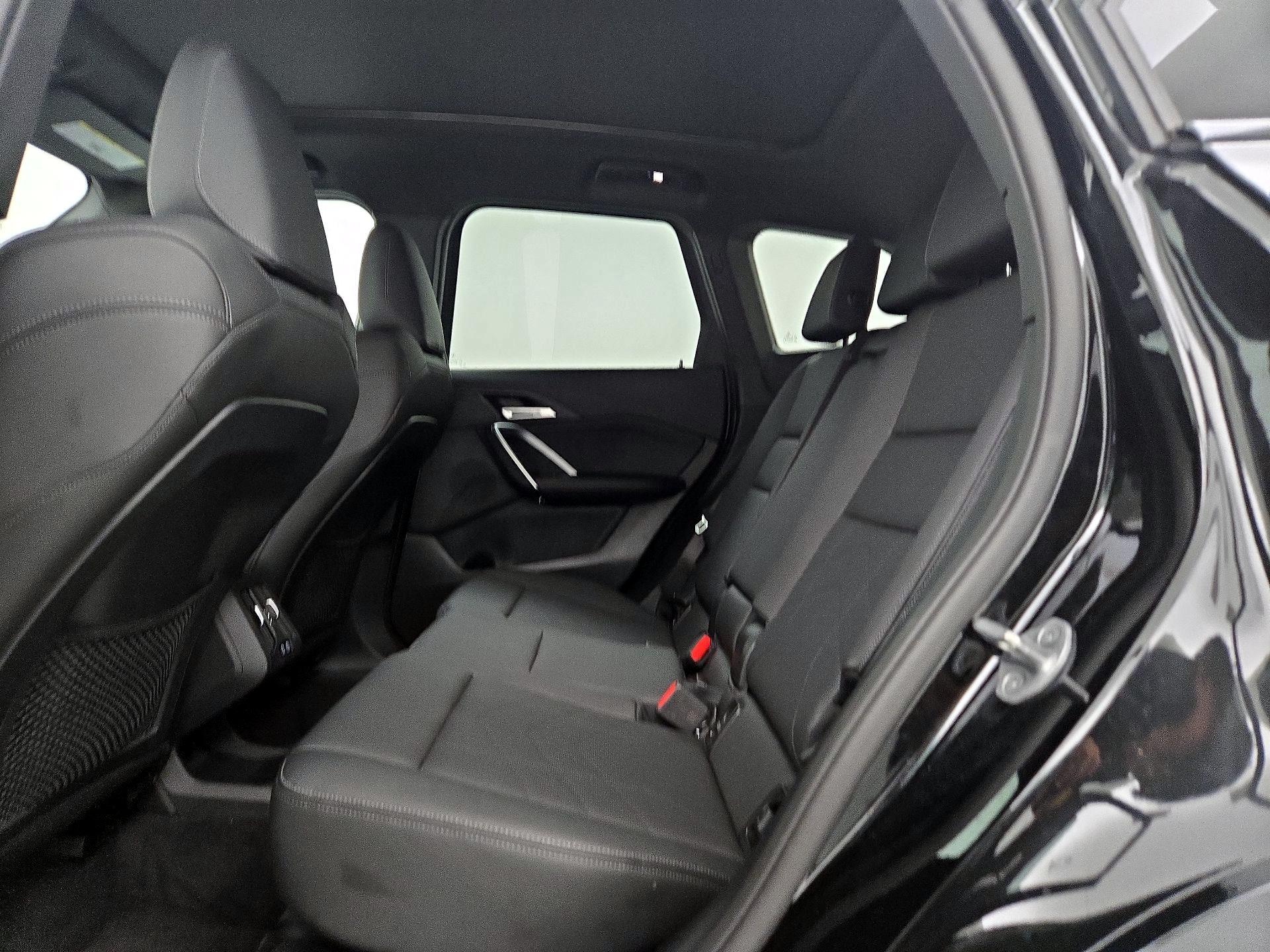 Thumbnail: 2023 BMW X1 - 20