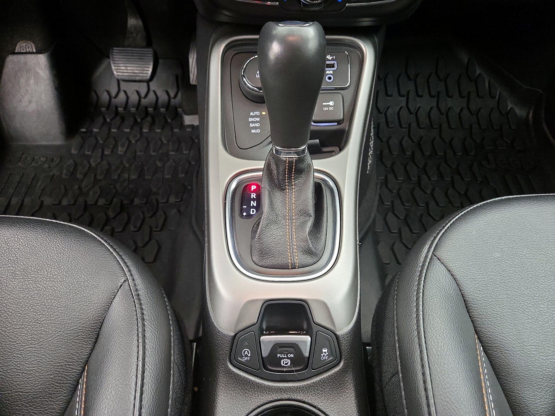 Thumbnail: 2021 Jeep Compass - 17