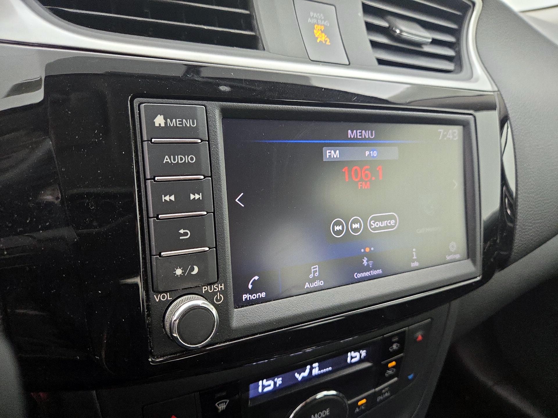 Thumbnail: 2019 Nissan Sentra - 15