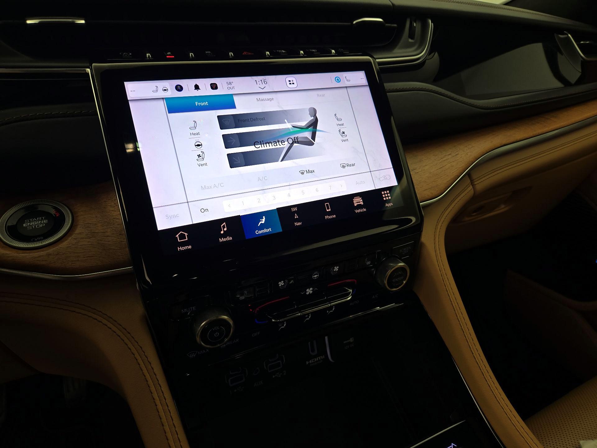 Thumbnail: 2022 Jeep Grand Cherokee - 17