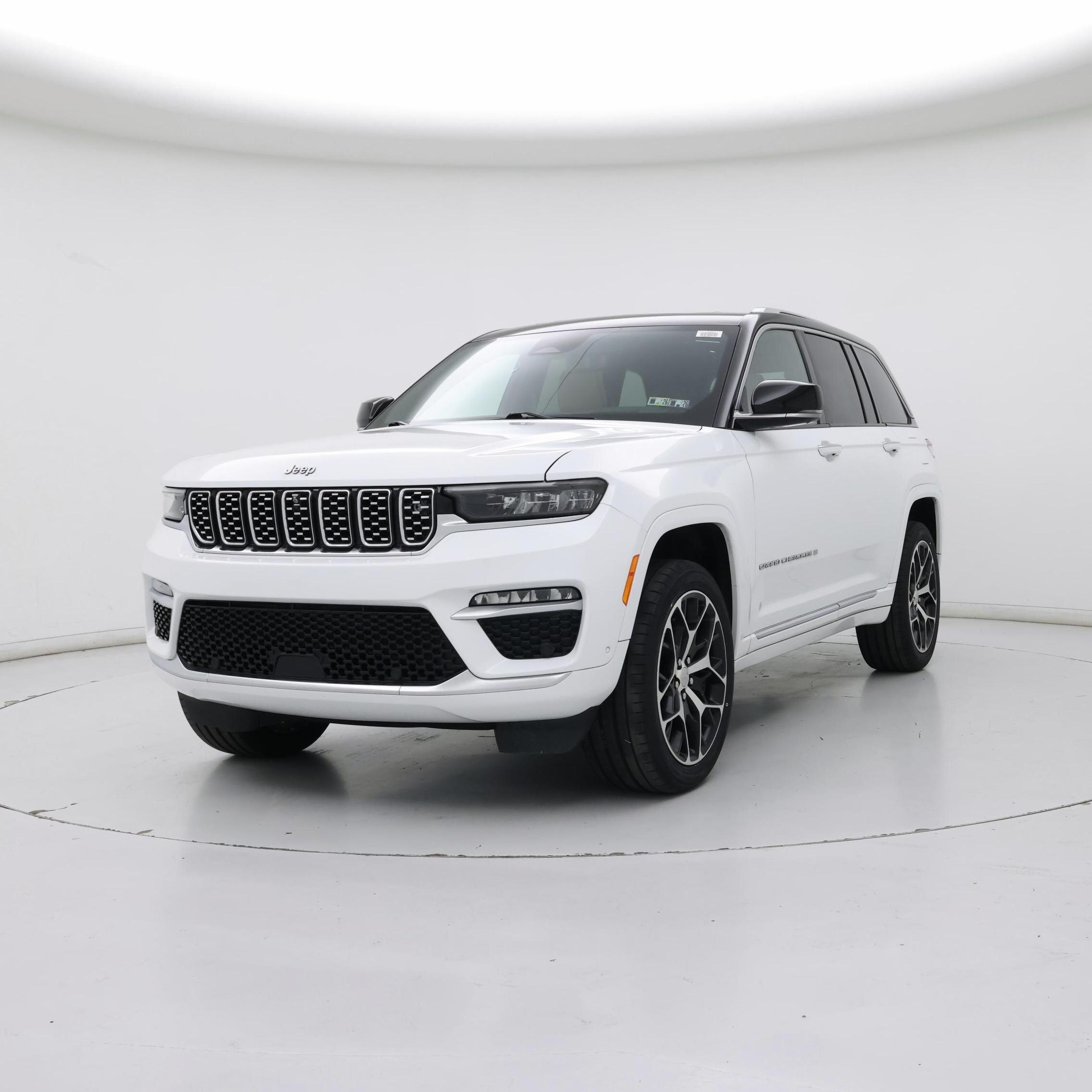Thumbnail: 2022 Jeep Grand Cherokee - 4