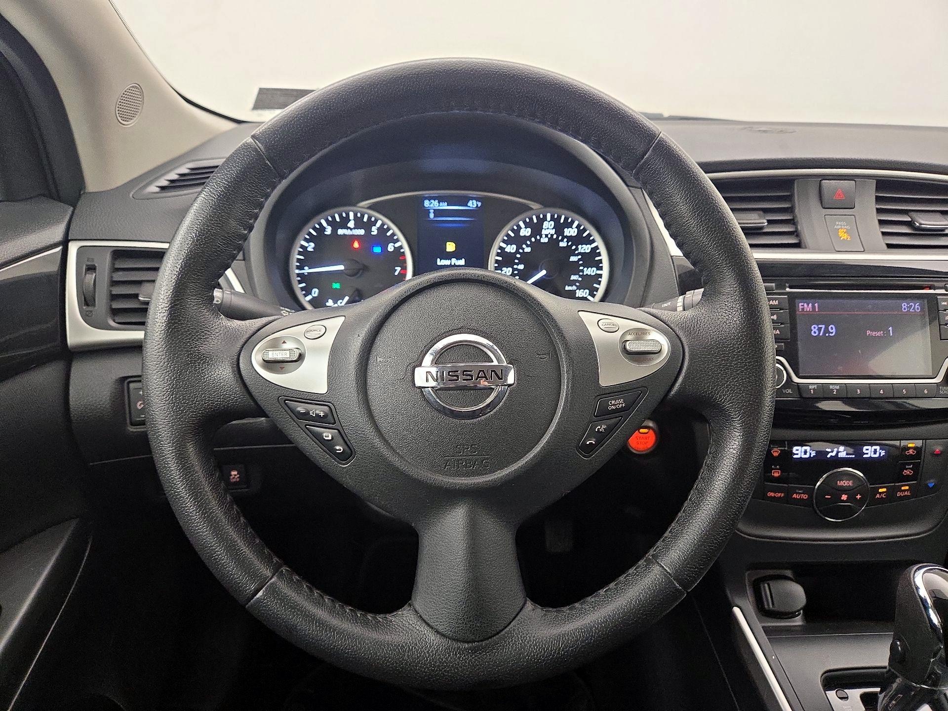 Thumbnail: 2018 Nissan Sentra - 10