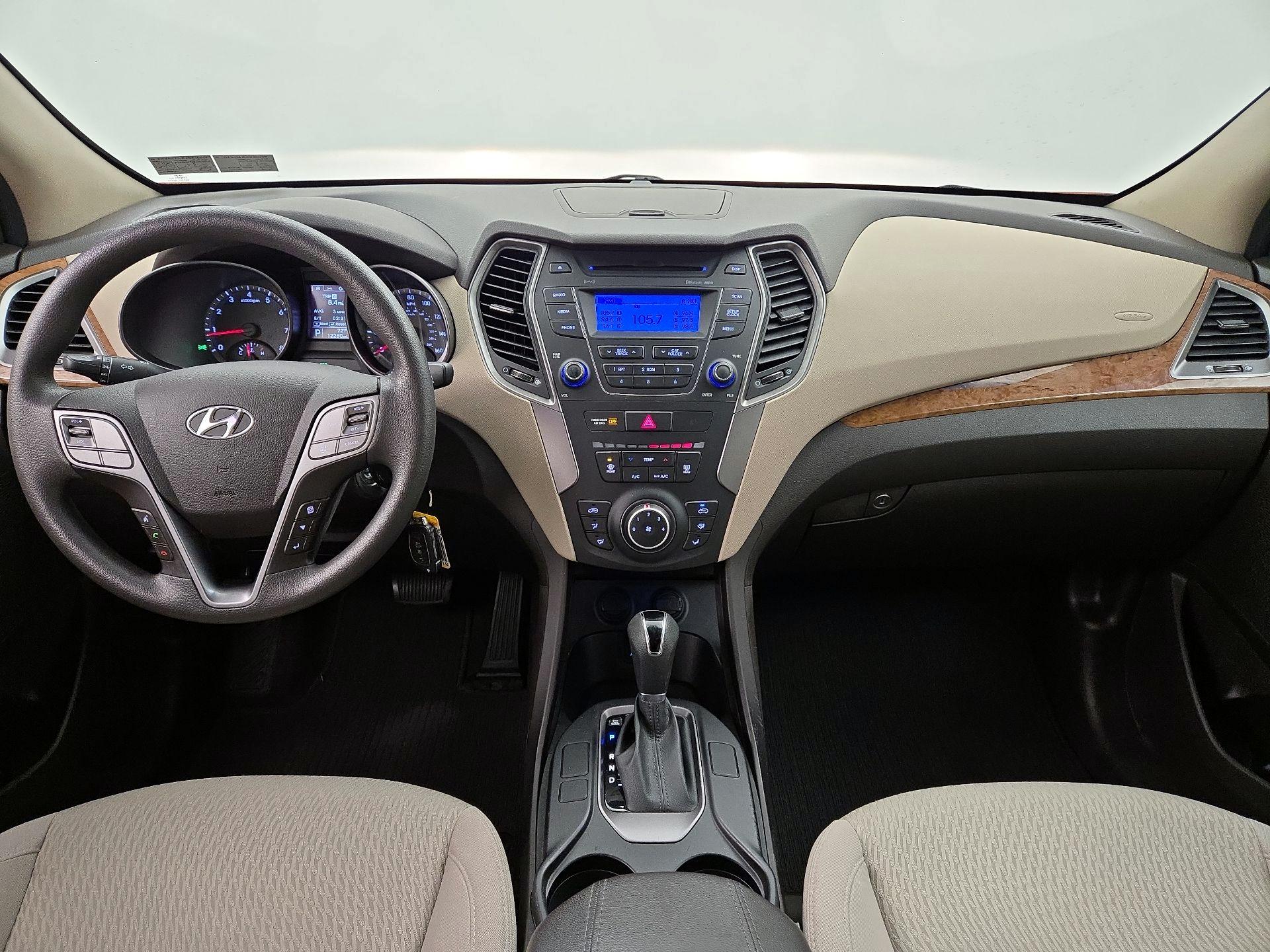 Thumbnail: 2016 Hyundai Santa Fe - 9