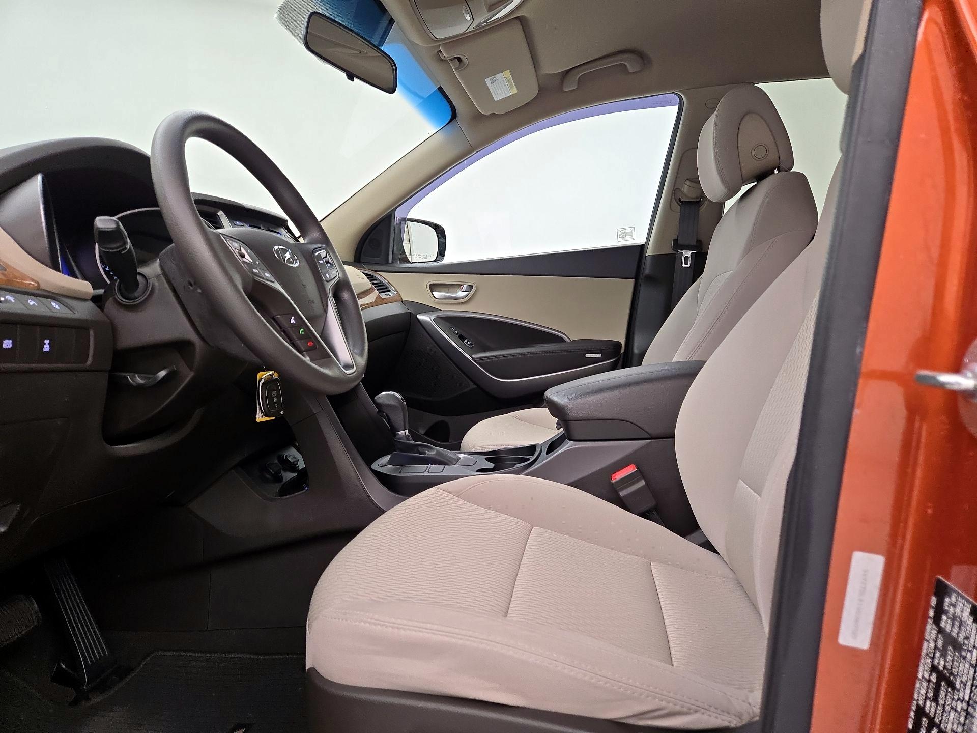 Thumbnail: 2016 Hyundai Santa Fe - 11
