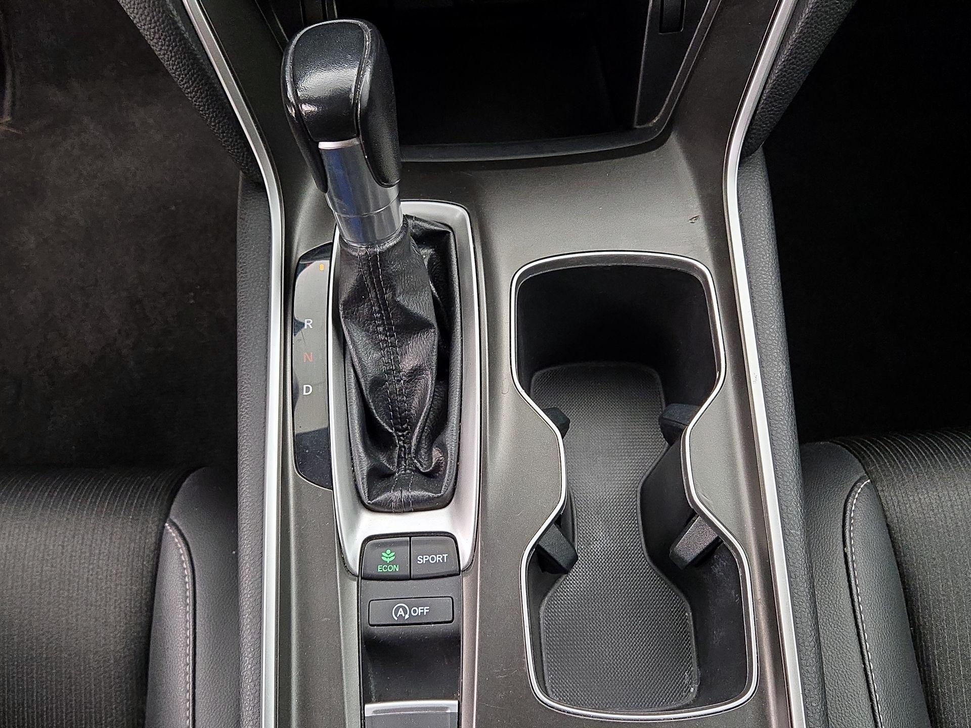 Thumbnail: 2022 Honda Accord - 16