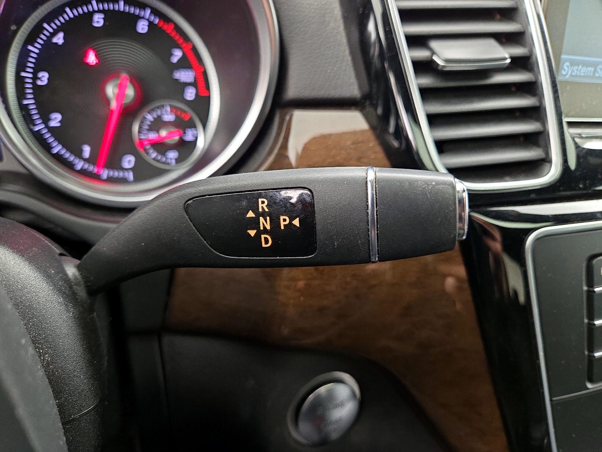 Thumbnail: 2016 Mercedes-Benz GLE - 18