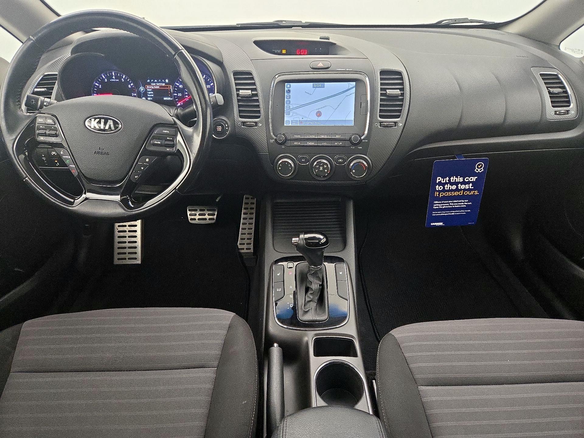 Thumbnail: 2017 Kia Forte - 9