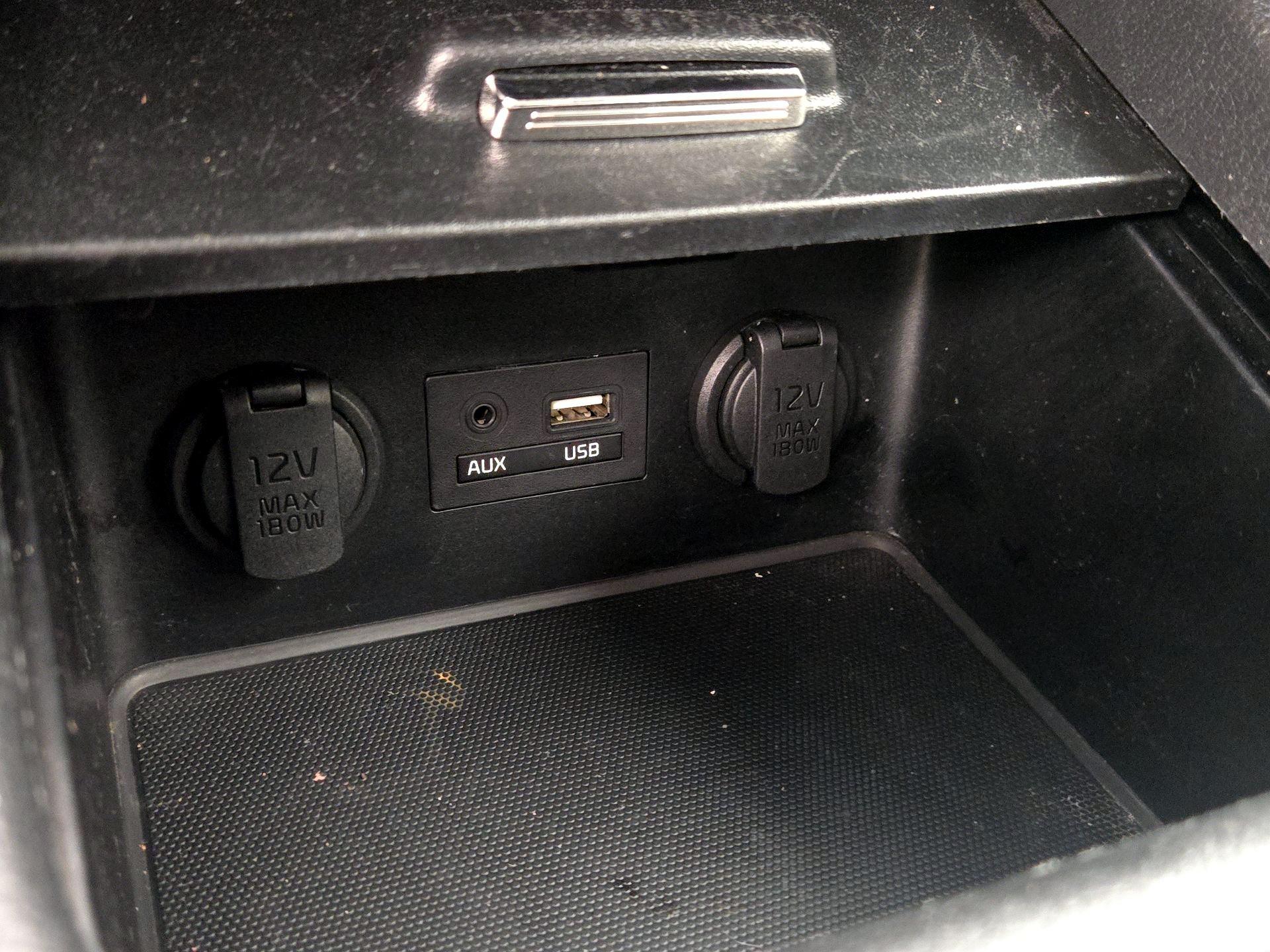 Thumbnail: 2017 Kia Forte - 19