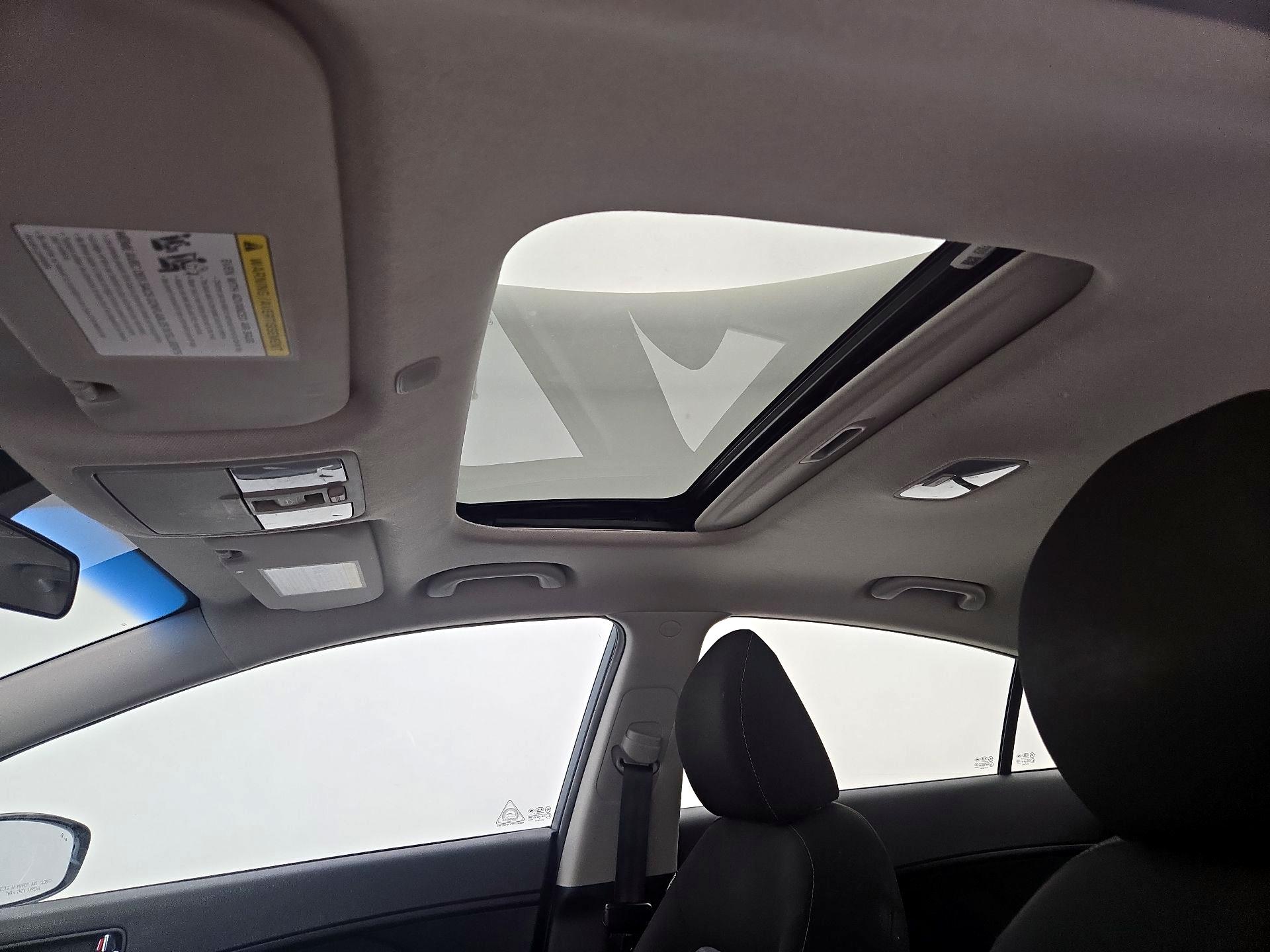 Thumbnail: 2017 Kia Forte - 20