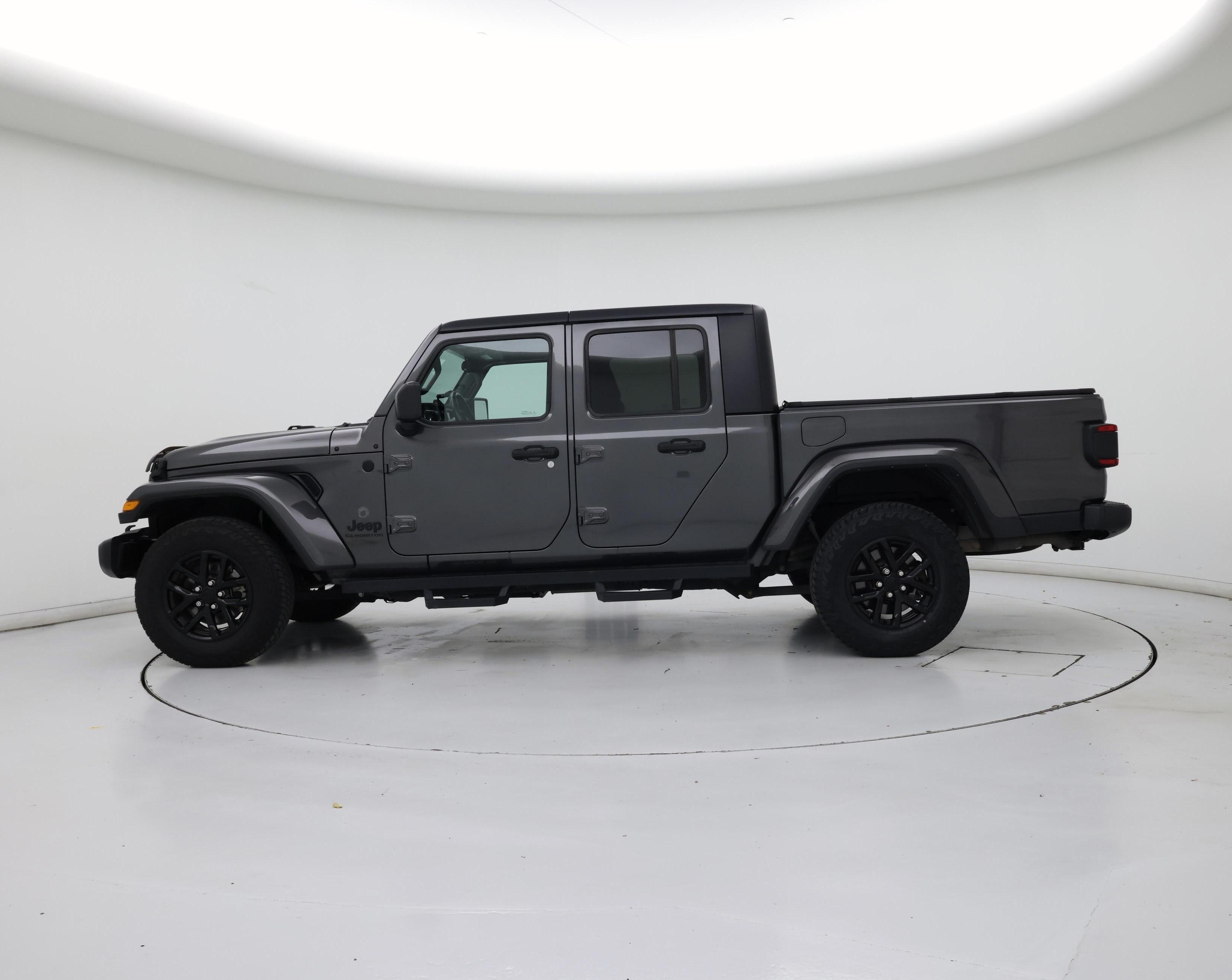 Thumbnail: 2021 Jeep Gladiator - 3