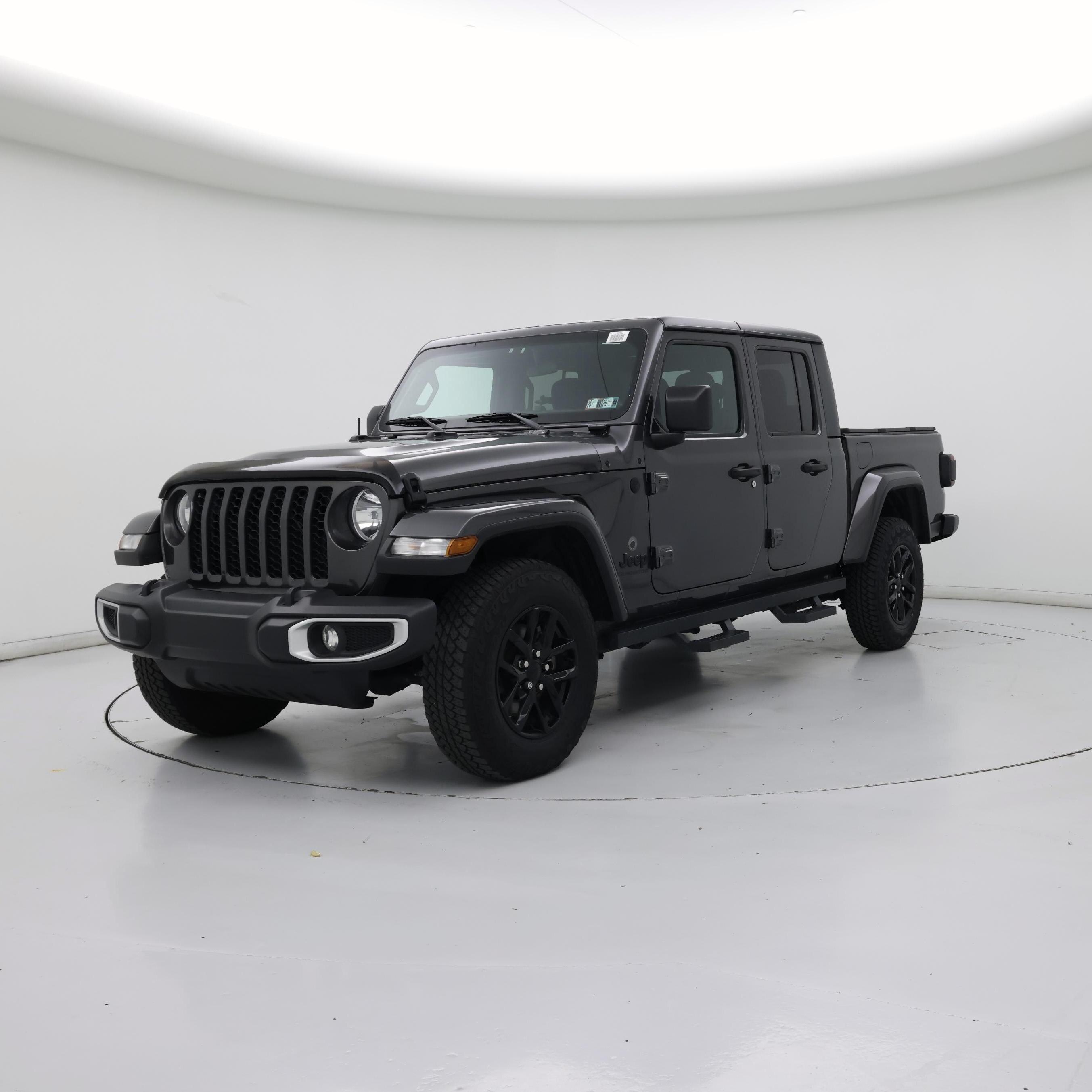 Thumbnail: 2021 Jeep Gladiator - 4