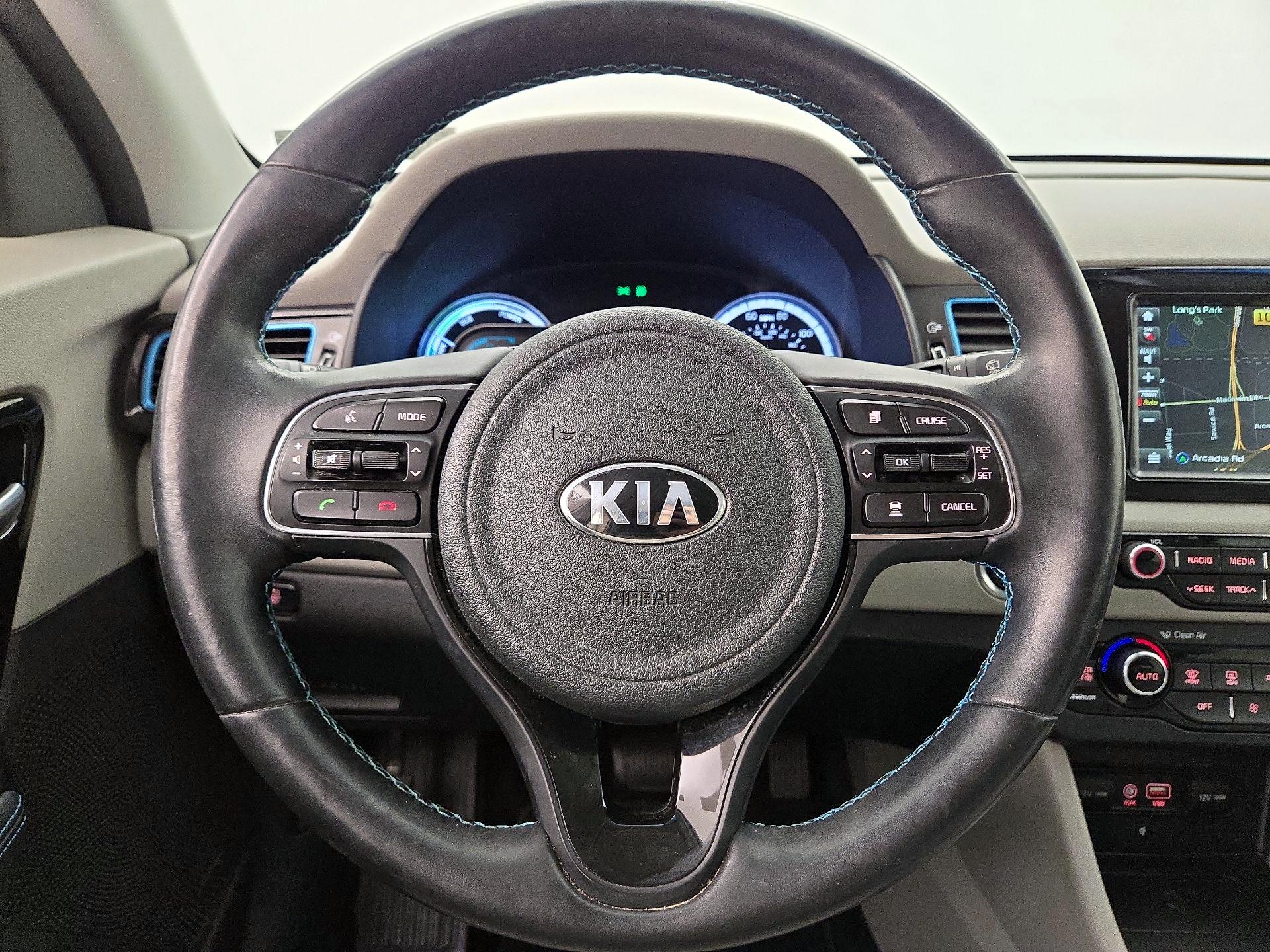 Thumbnail: 2017 Kia Niro - 10