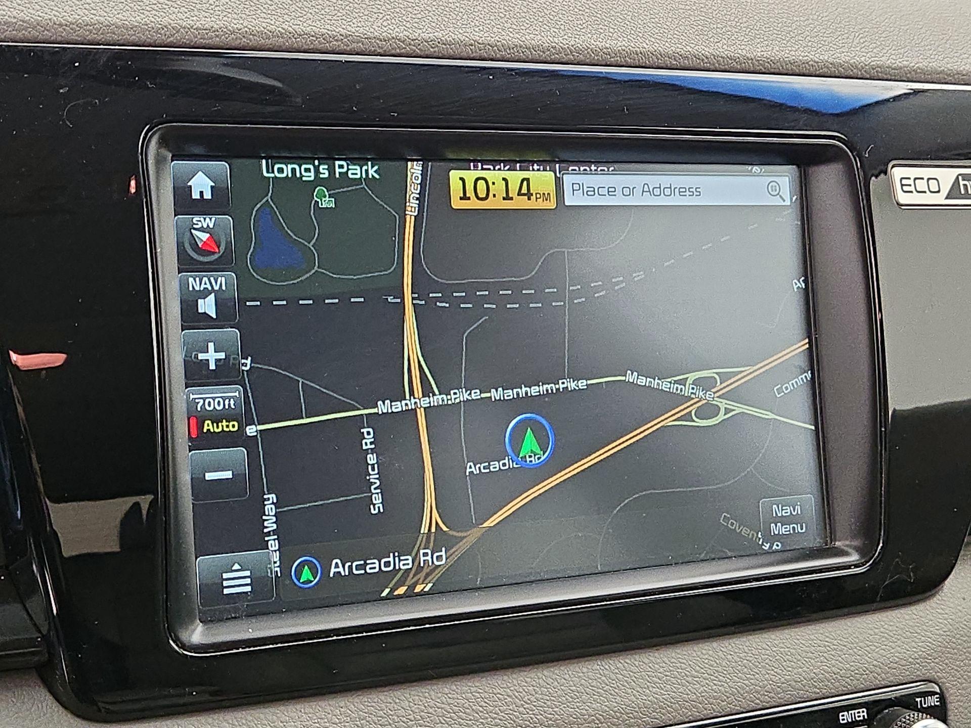 Thumbnail: 2017 Kia Niro - 14