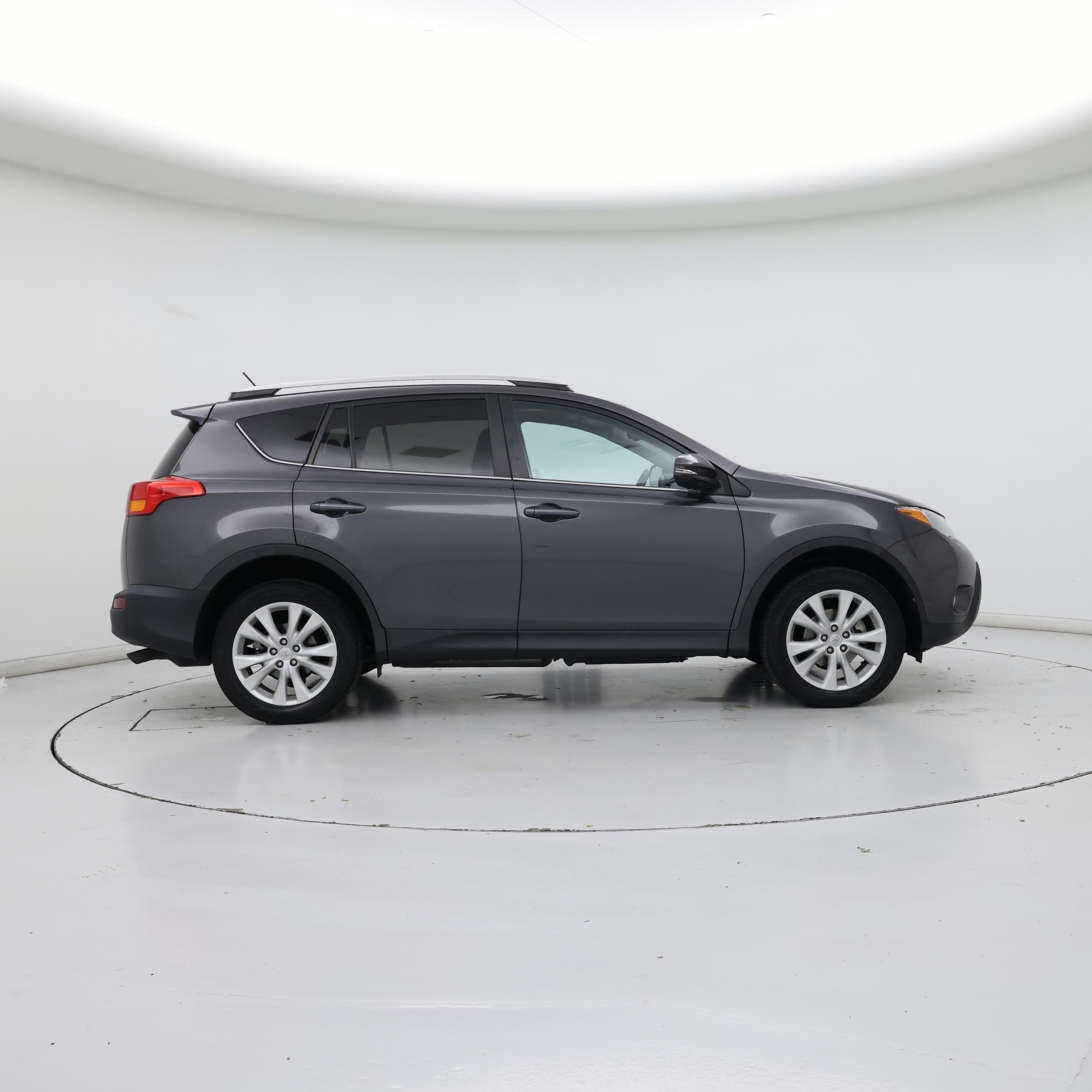 Thumbnail: 2015 Toyota RAV4 - 7