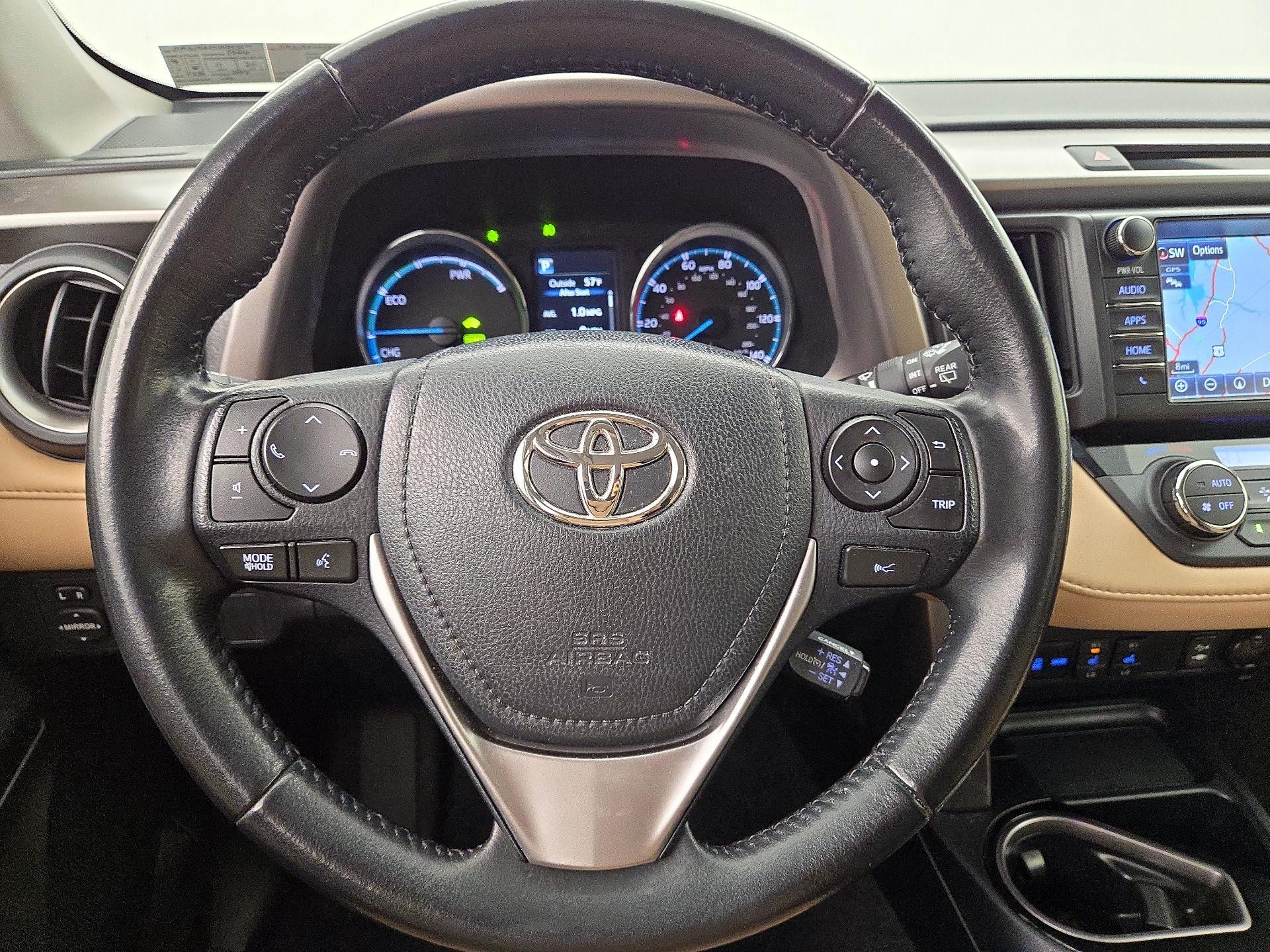 Thumbnail: 2018 Toyota RAV4 - 10