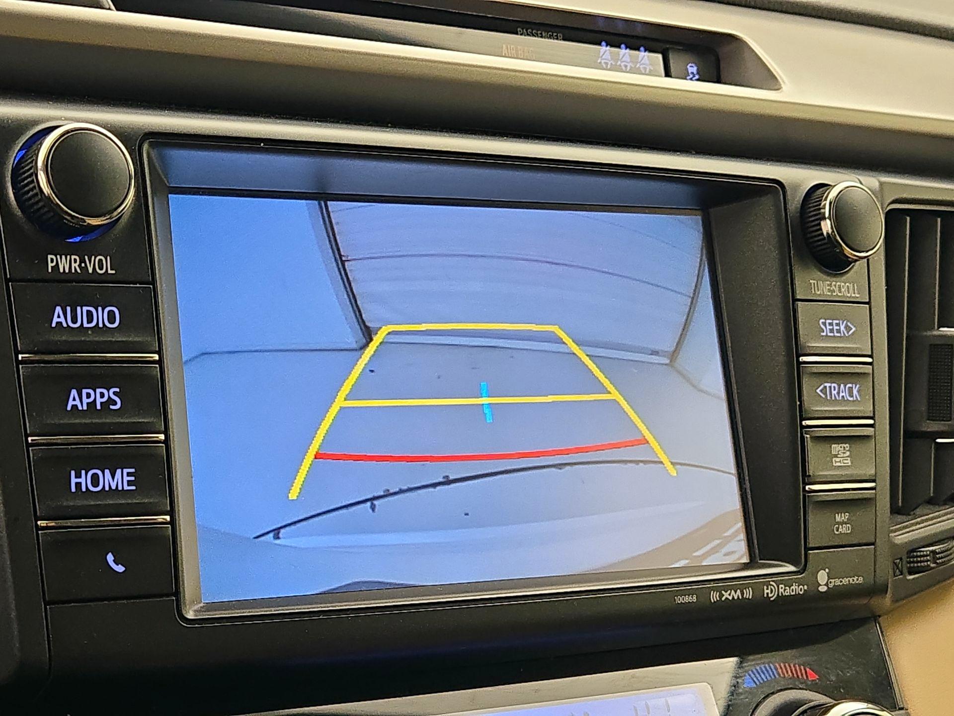 Thumbnail: 2018 Toyota RAV4 - 14