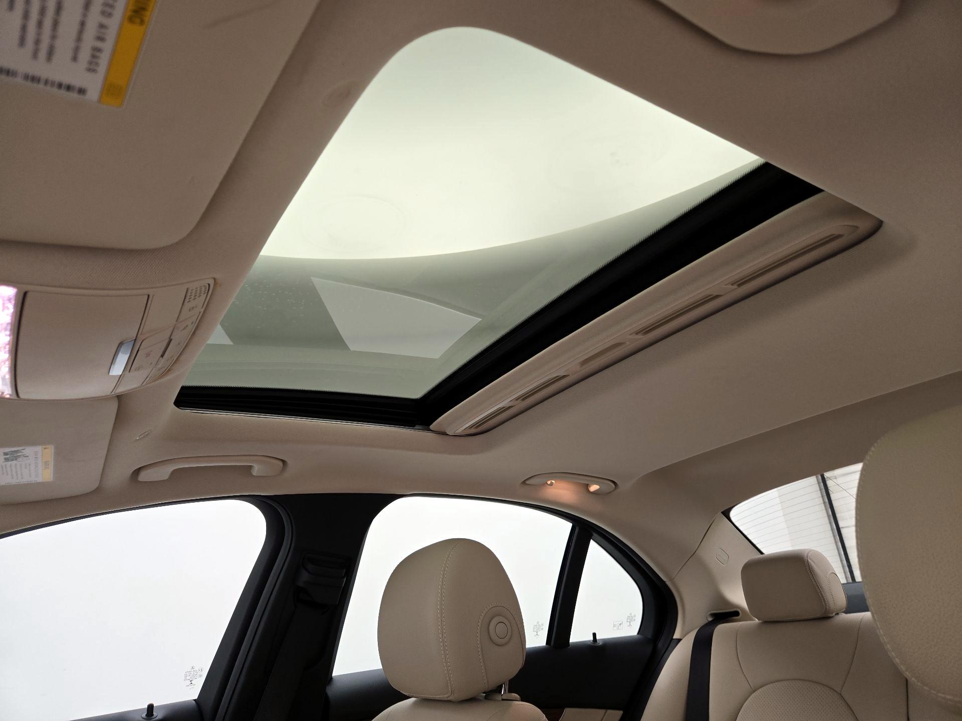 Thumbnail: 2020 Mercedes-Benz C-Class - 19