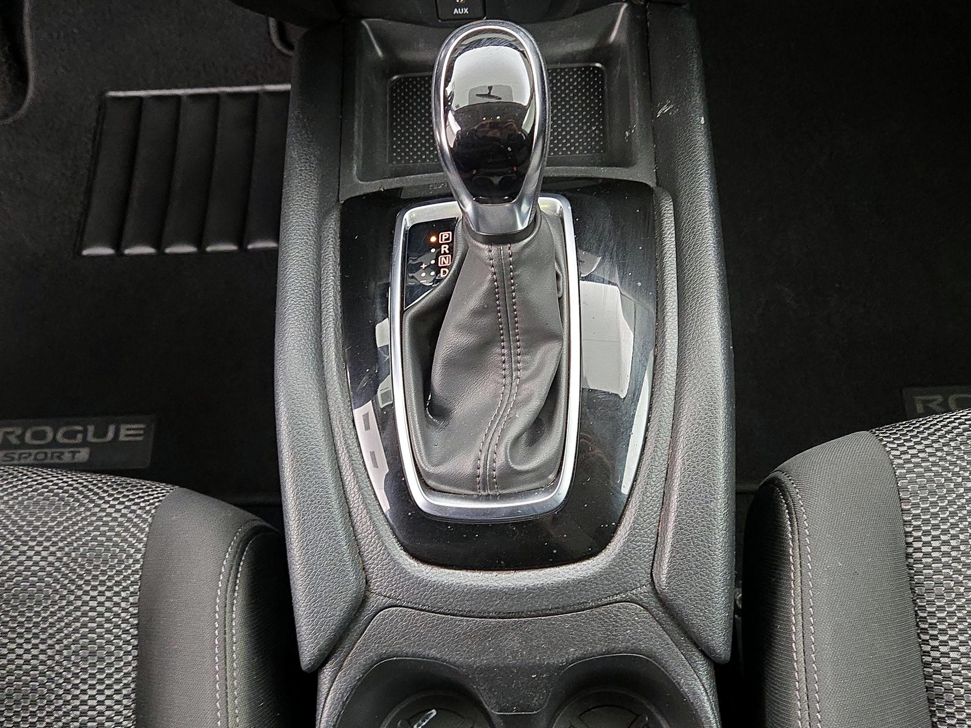 Thumbnail: 2018 Nissan Rogue Sport - 18