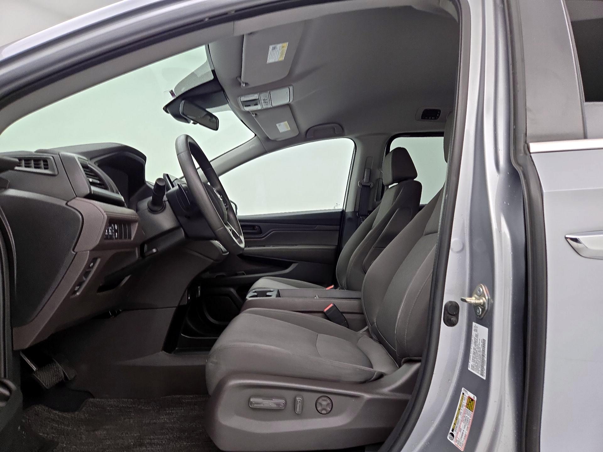 Thumbnail: 2021 Honda Odyssey - 11