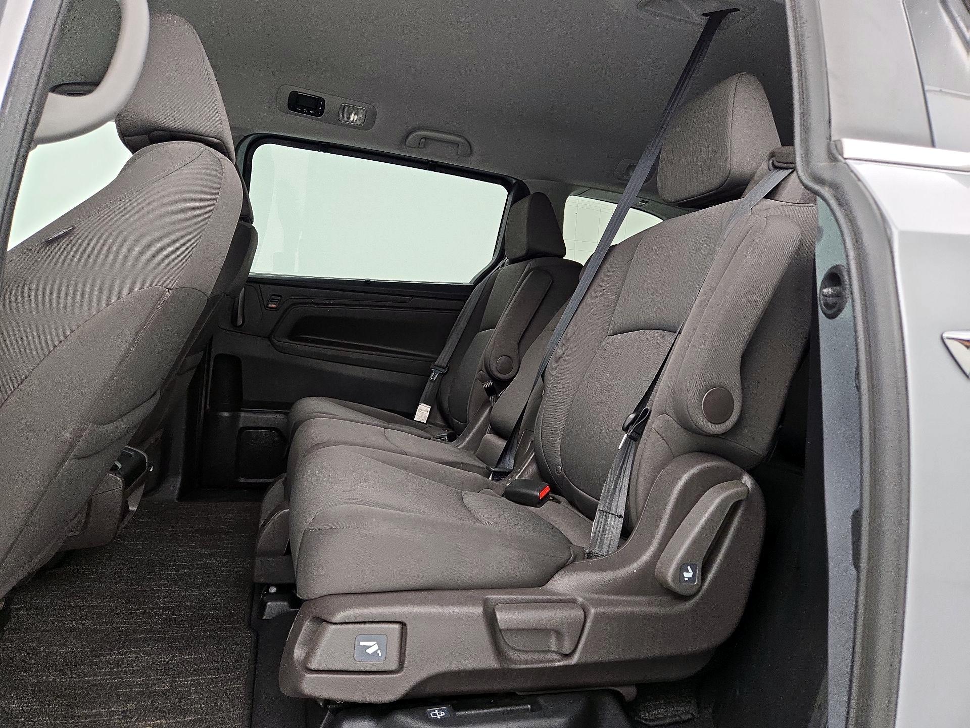 Thumbnail: 2021 Honda Odyssey - 18