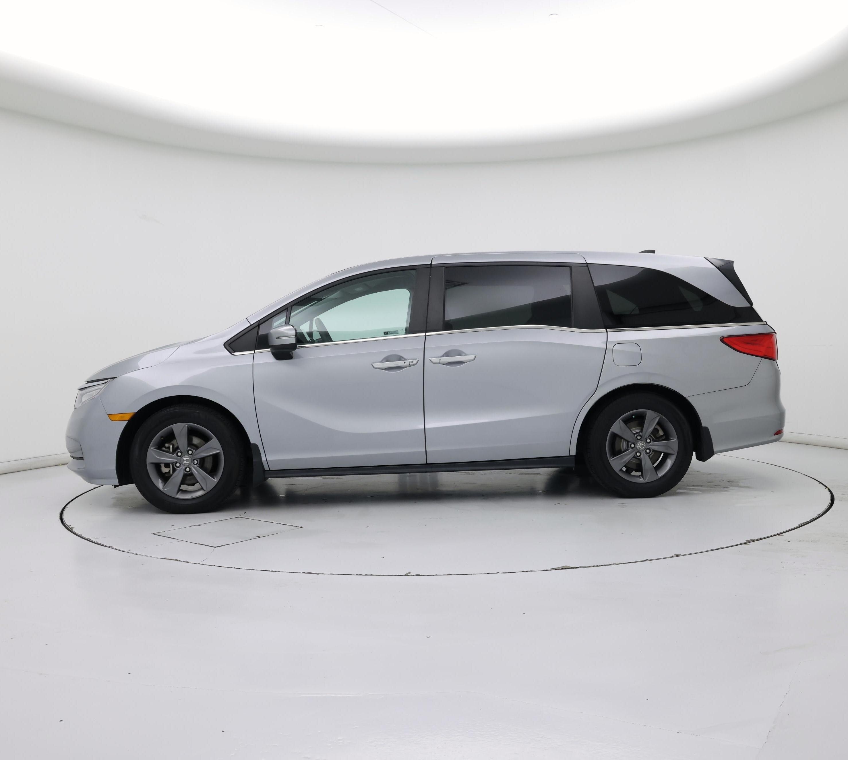 Thumbnail: 2021 Honda Odyssey - 3