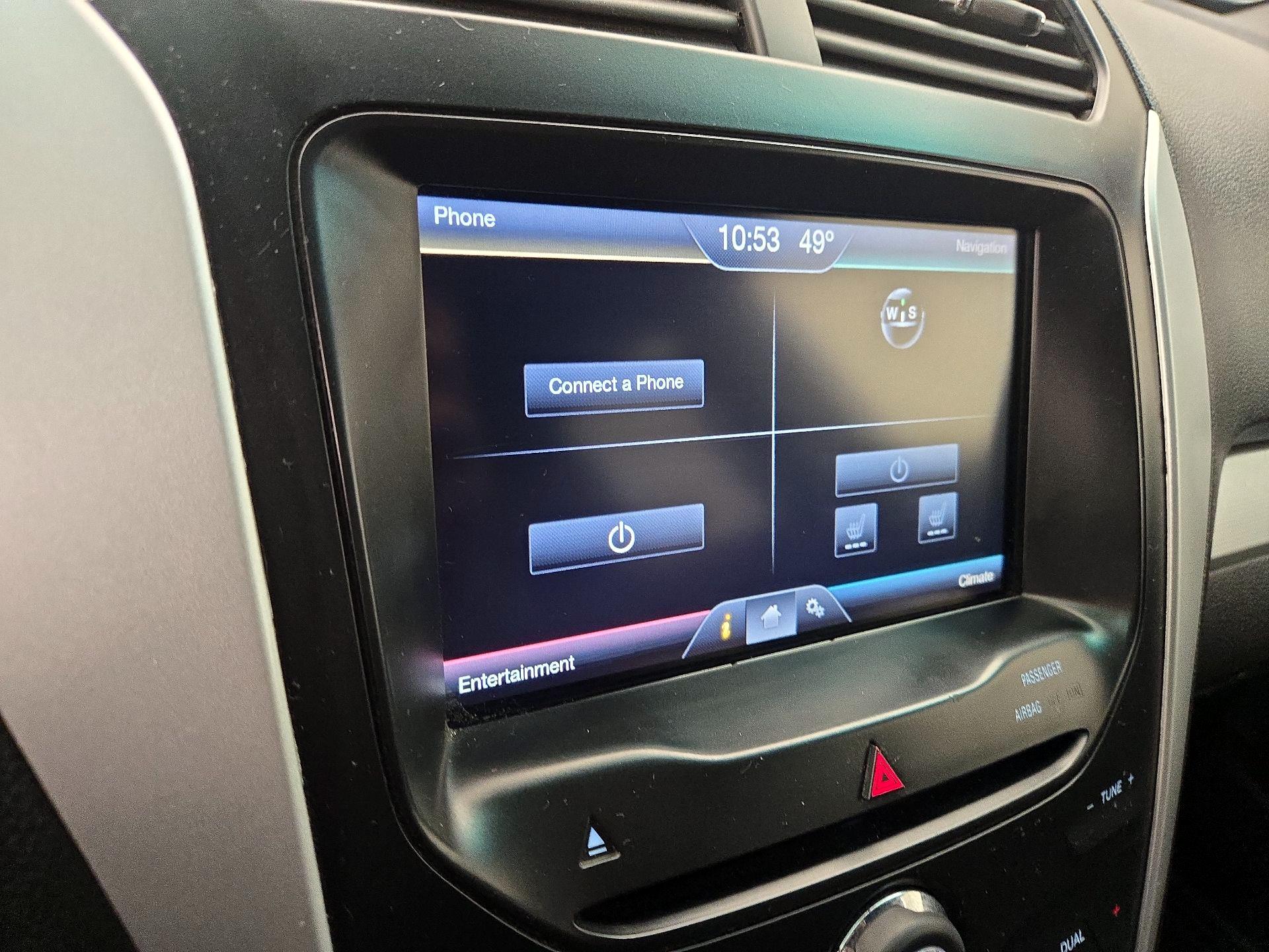 Thumbnail: 2015 Ford Explorer - 15