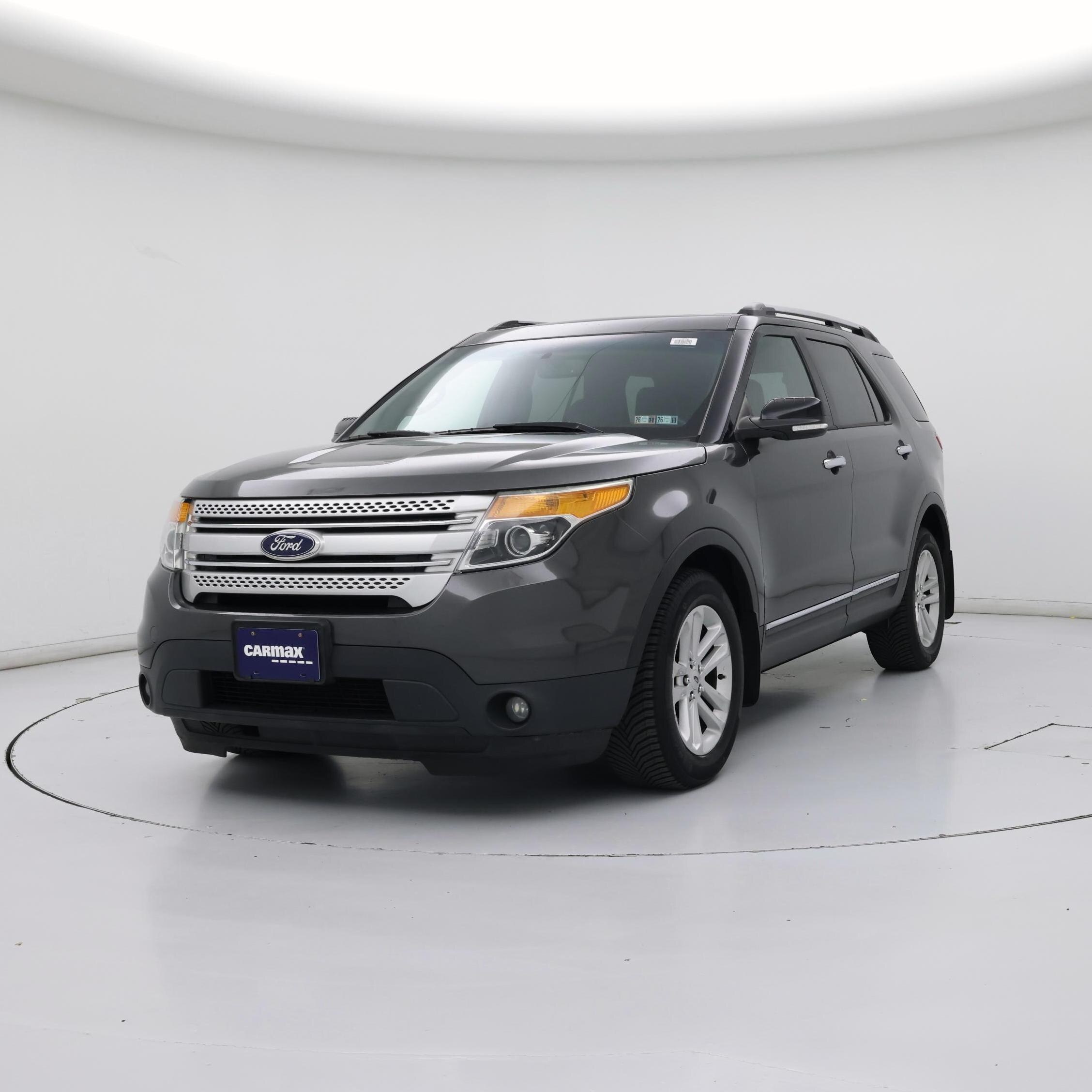Thumbnail: 2015 Ford Explorer - 4