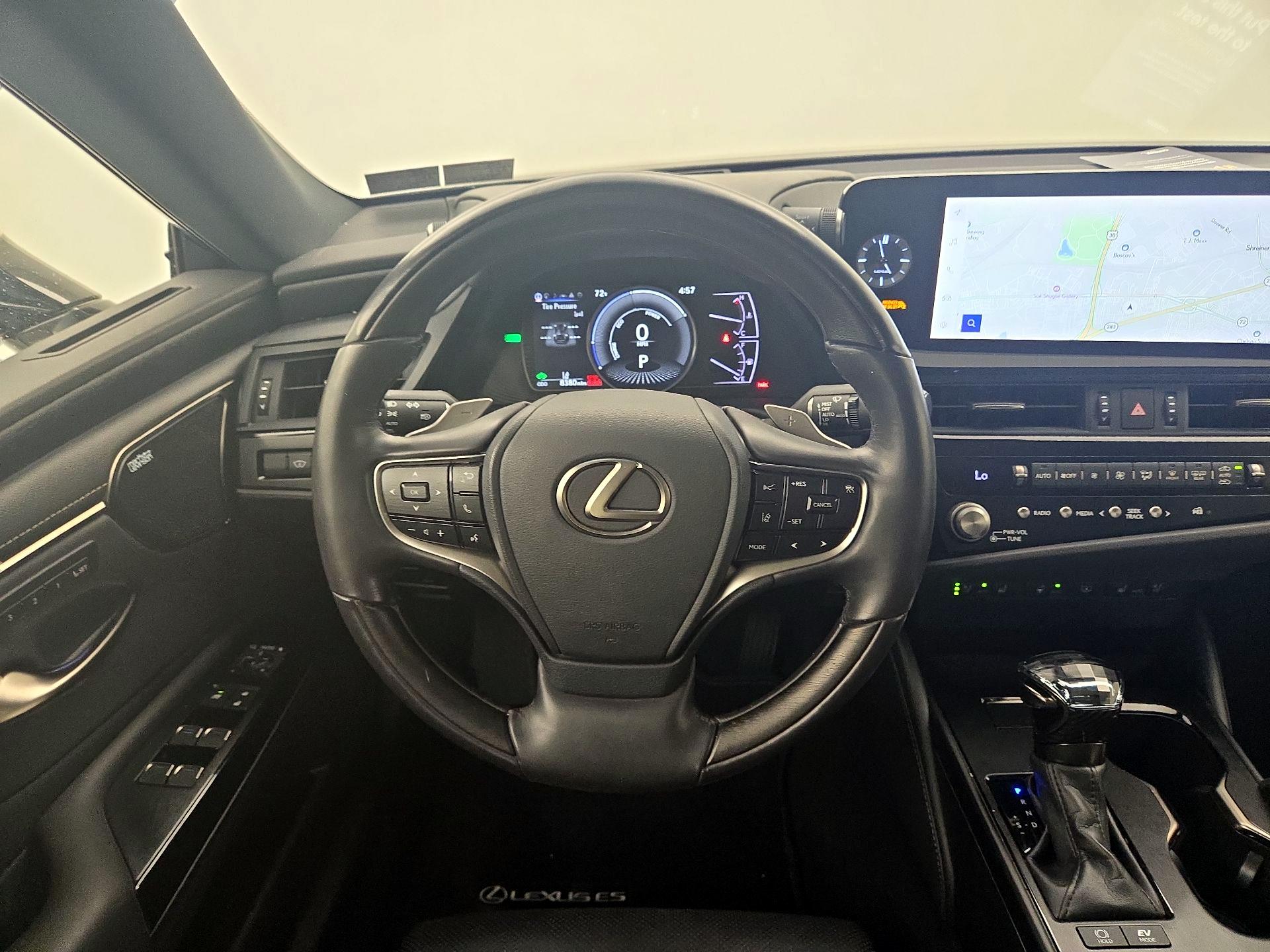 Thumbnail: 2023 Lexus ES - 10