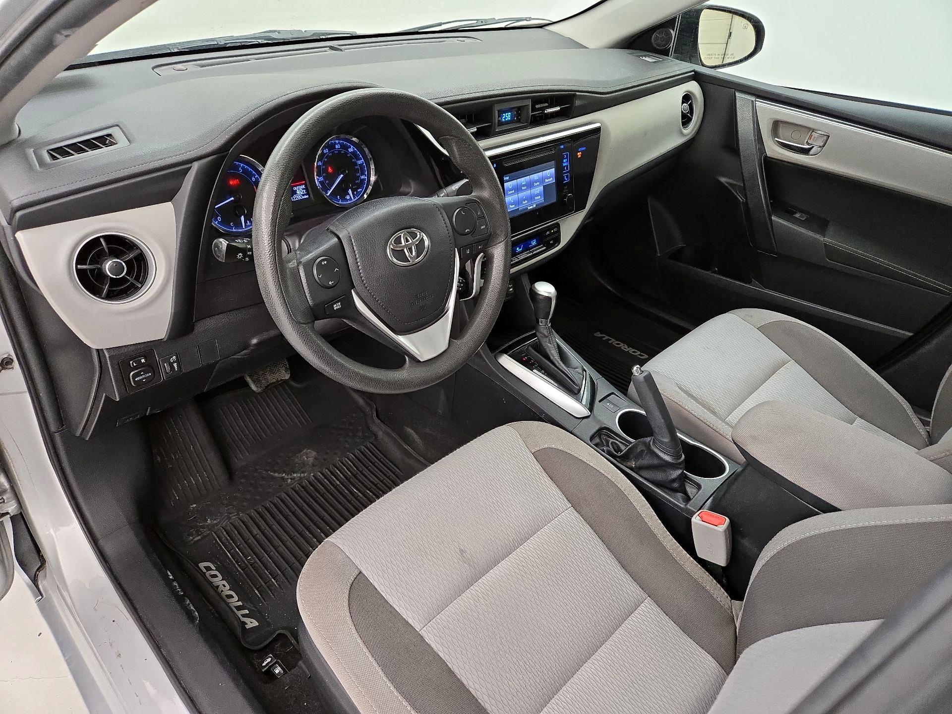 Thumbnail: 2018 Toyota Corolla - 11